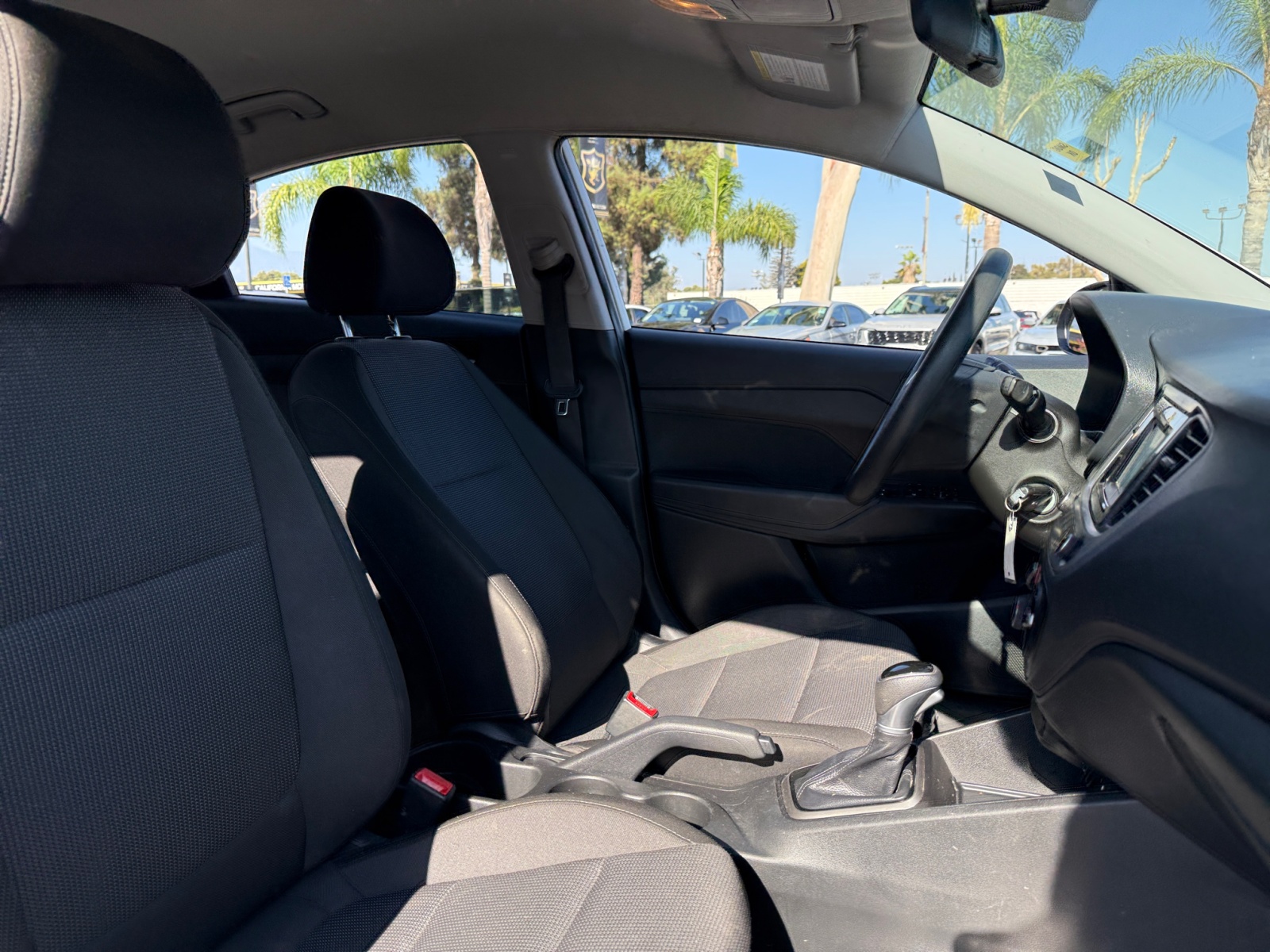 2020 Hyundai Accent SE photo 17
