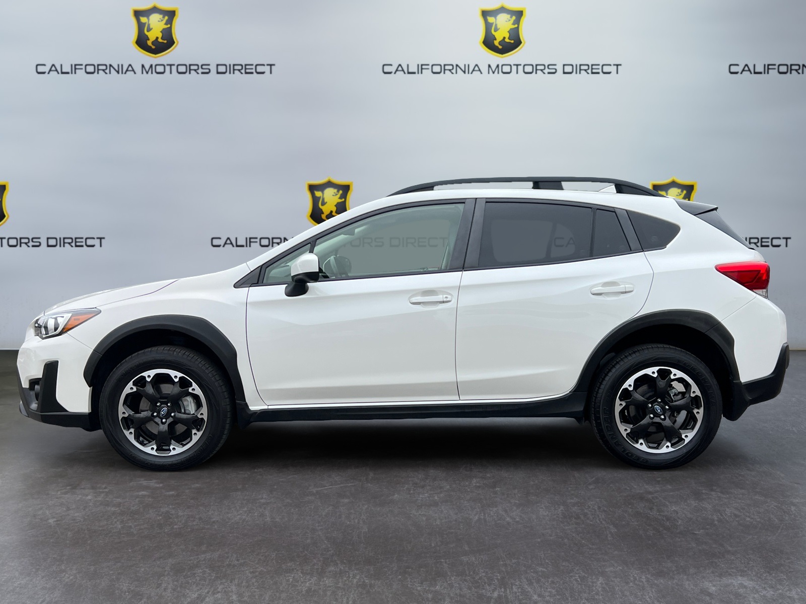 2023 Subaru Crosstrek Premium photo 2