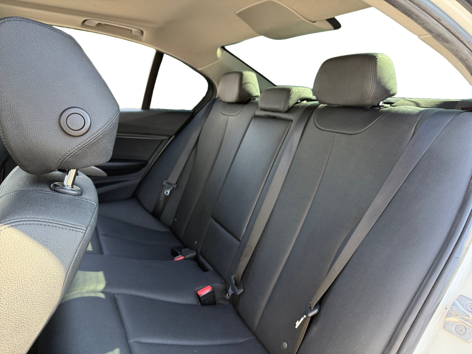 2018 Bmw 320i Sedan photo 14