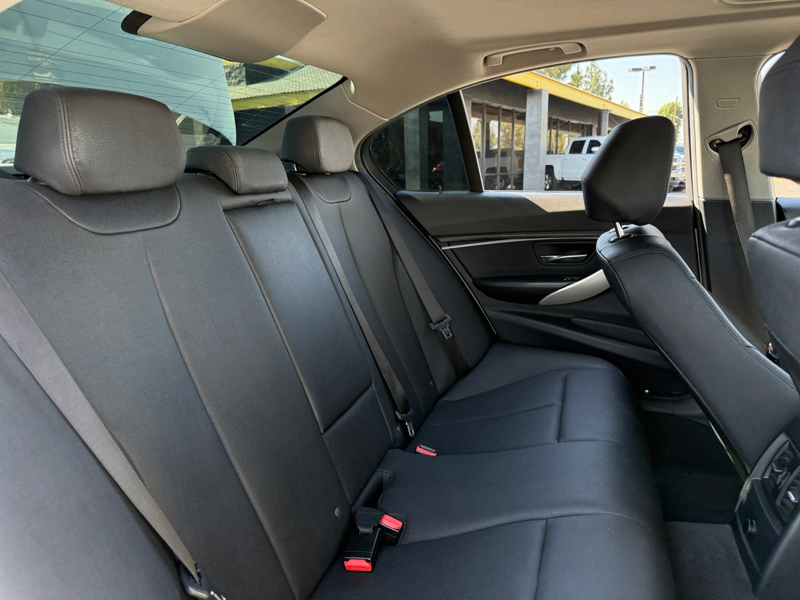 2018 Bmw 320i Sedan photo 19