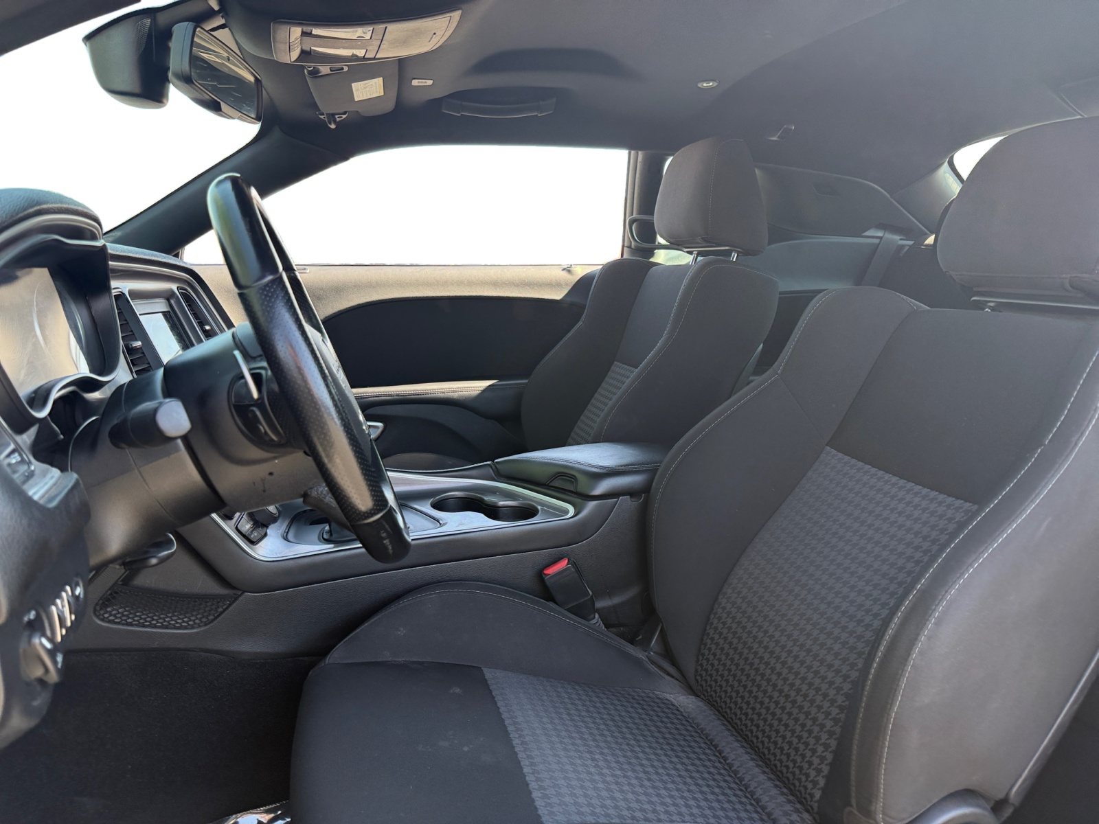 2022 Dodge Challenger GT AWD photo 9