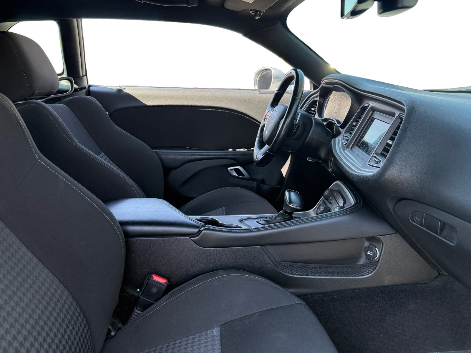 2022 Dodge Challenger GT AWD photo 14