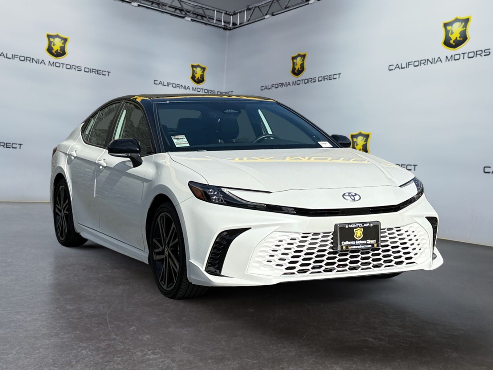 2025 Toyota Camry XSE photo 6