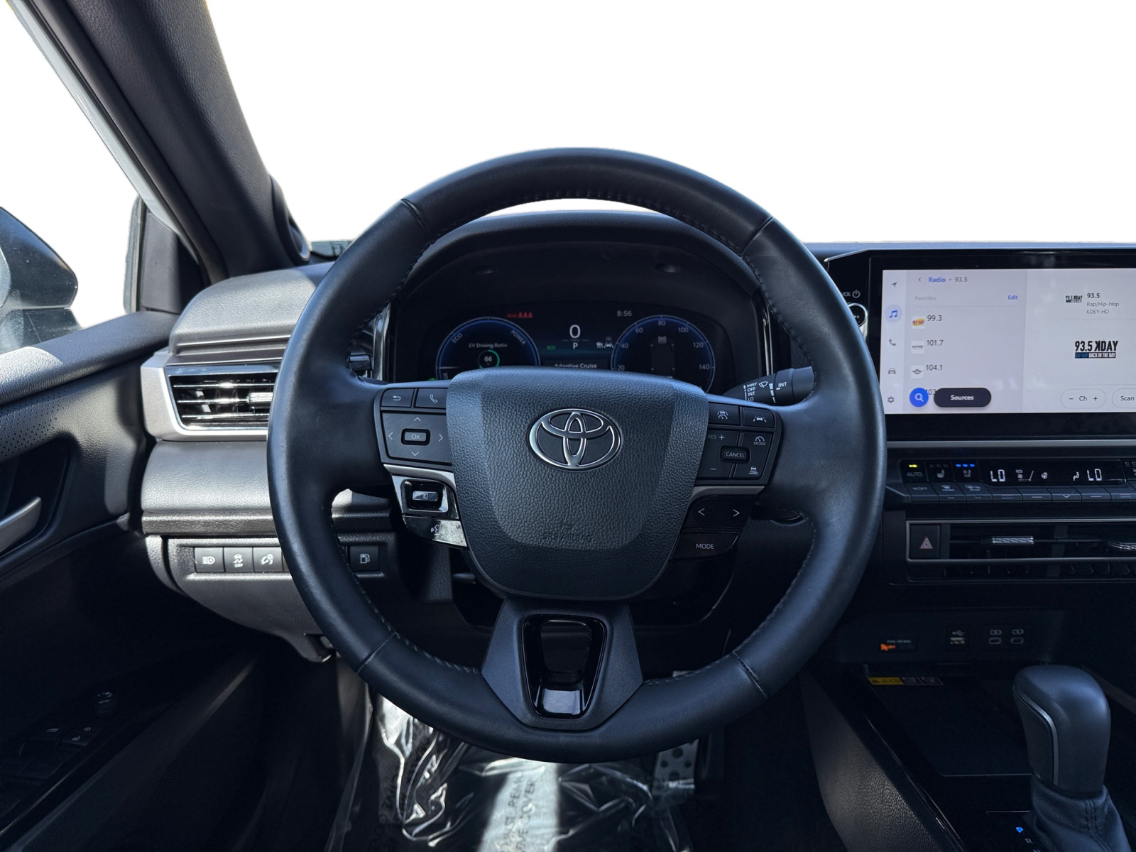 2025 Toyota Camry XSE photo 11