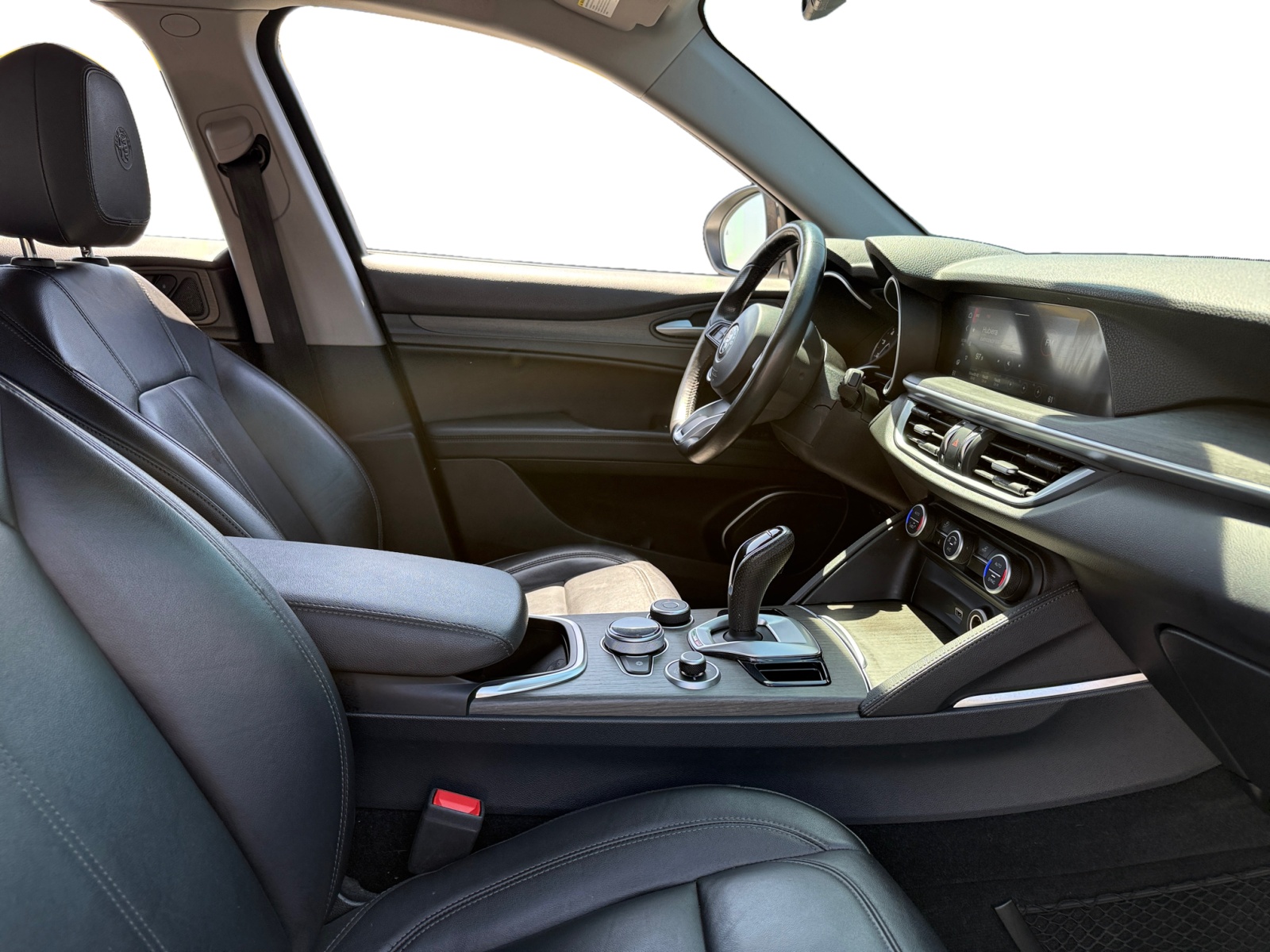 2020 Alfa Romeo Stelvio Ti photo 15