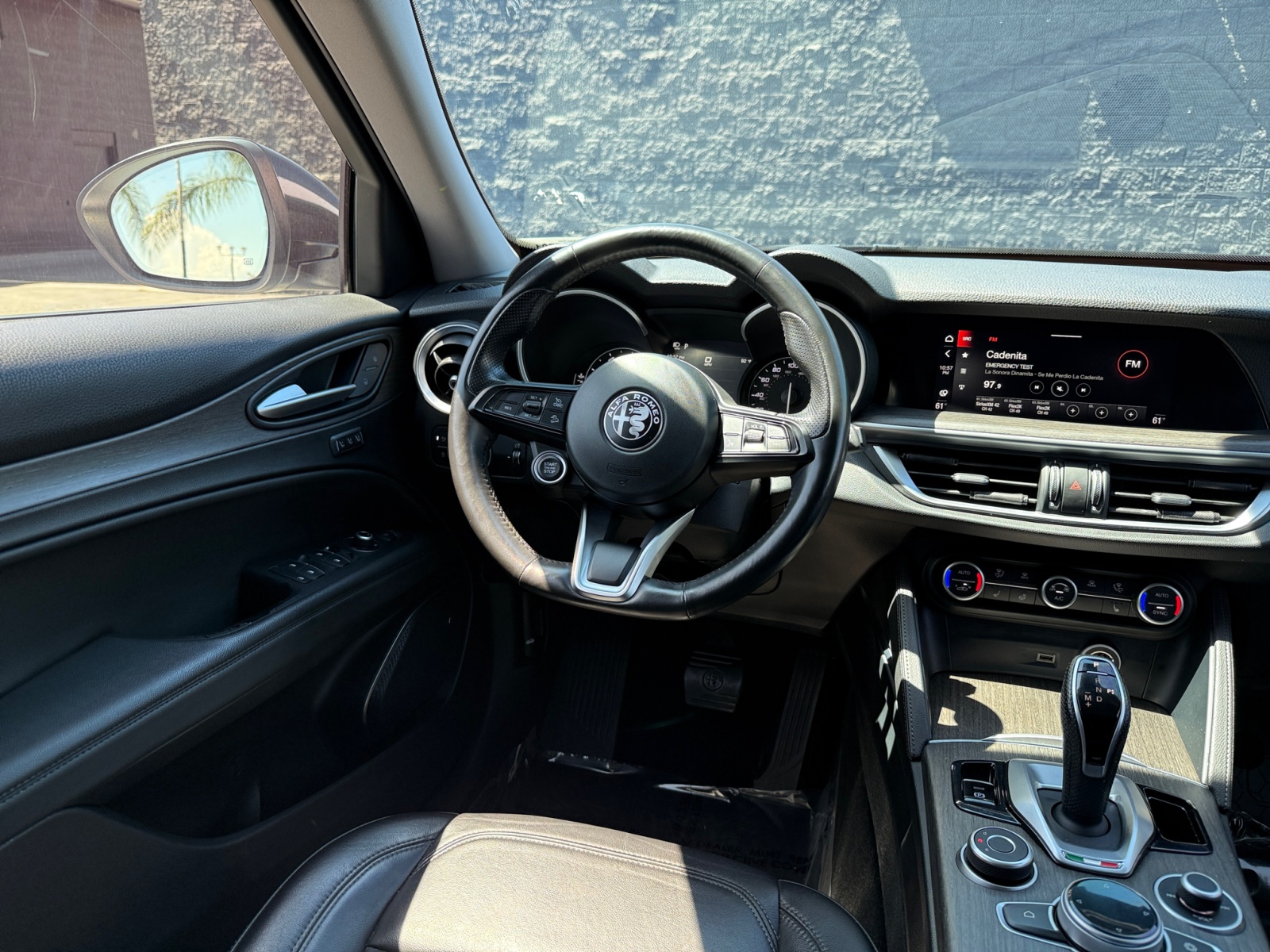 2020 Alfa Romeo Stelvio Ti photo 23