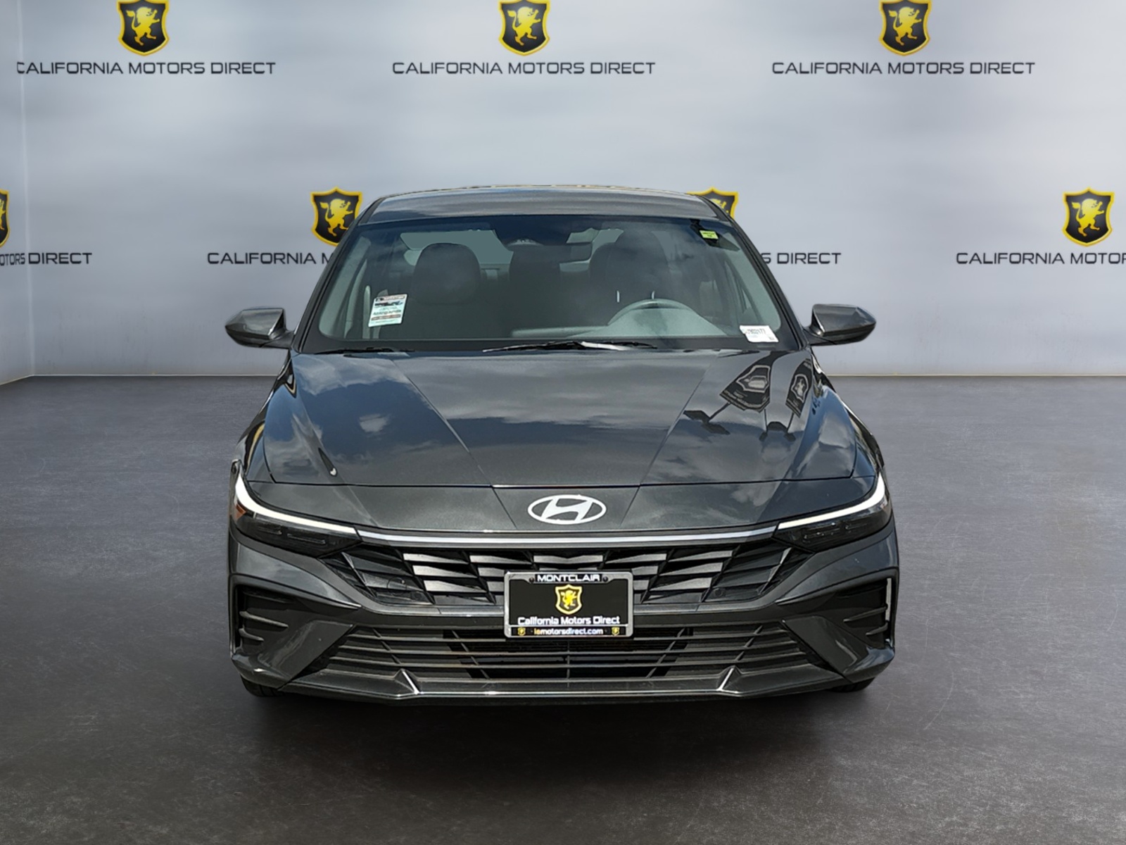 2025 Hyundai Elantra SE photo 9
