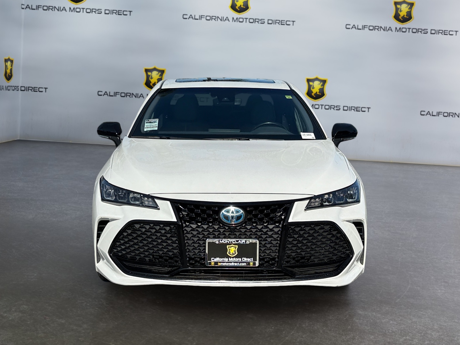2020 Toyota Avalon Hybrid XSE photo 8