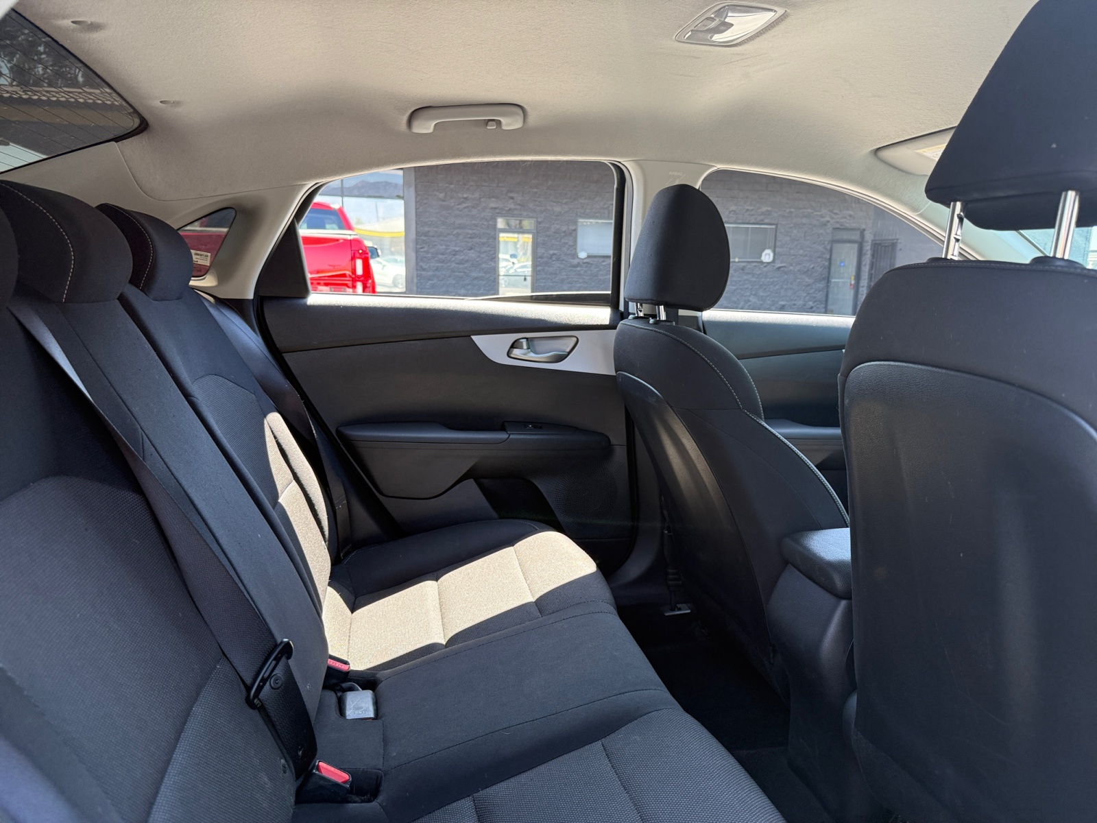 2024 Kia Forte LXS photo 17