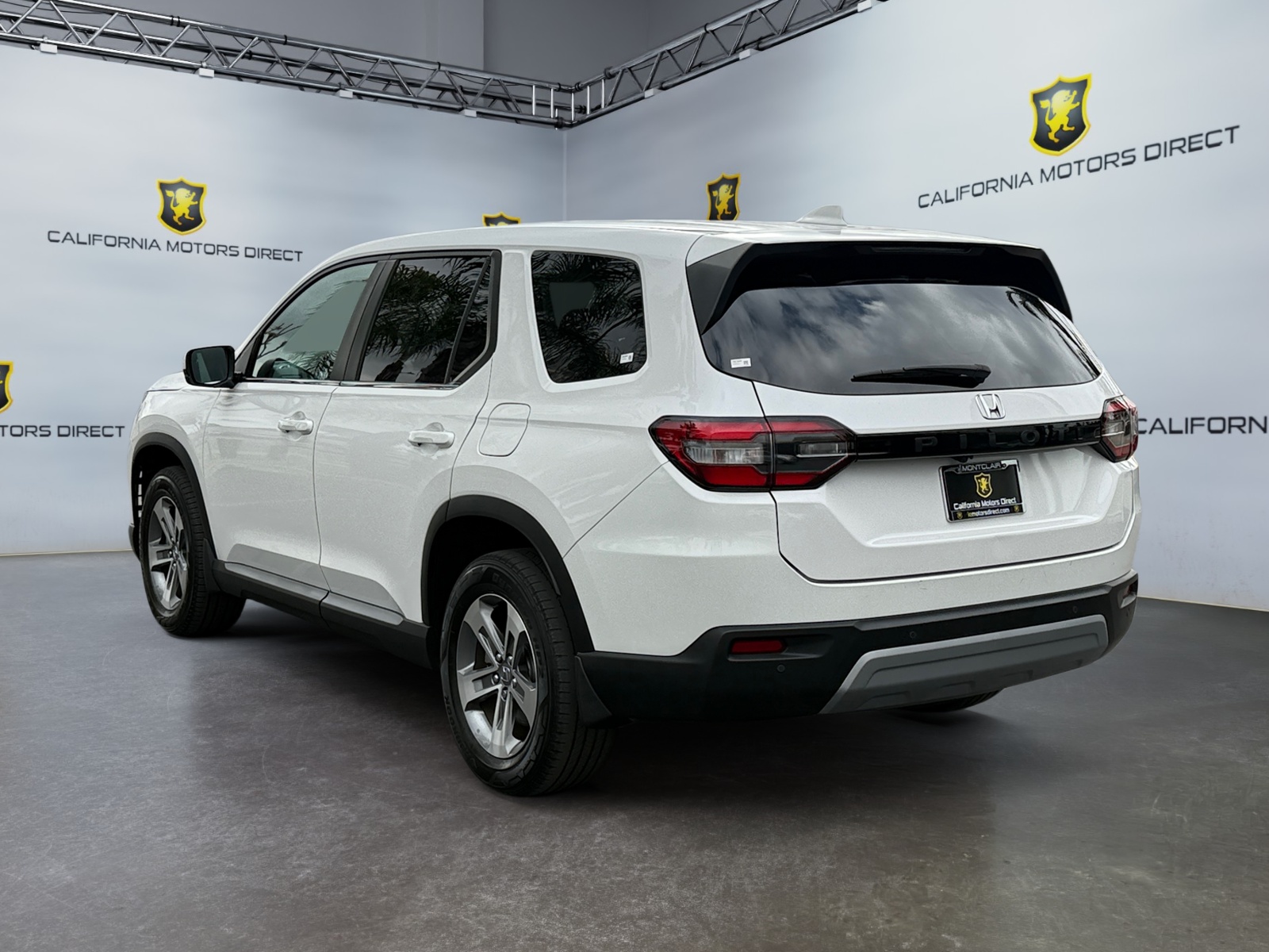 Sold 2023 Honda Pilot EX-L 8 Passenger in Montclair