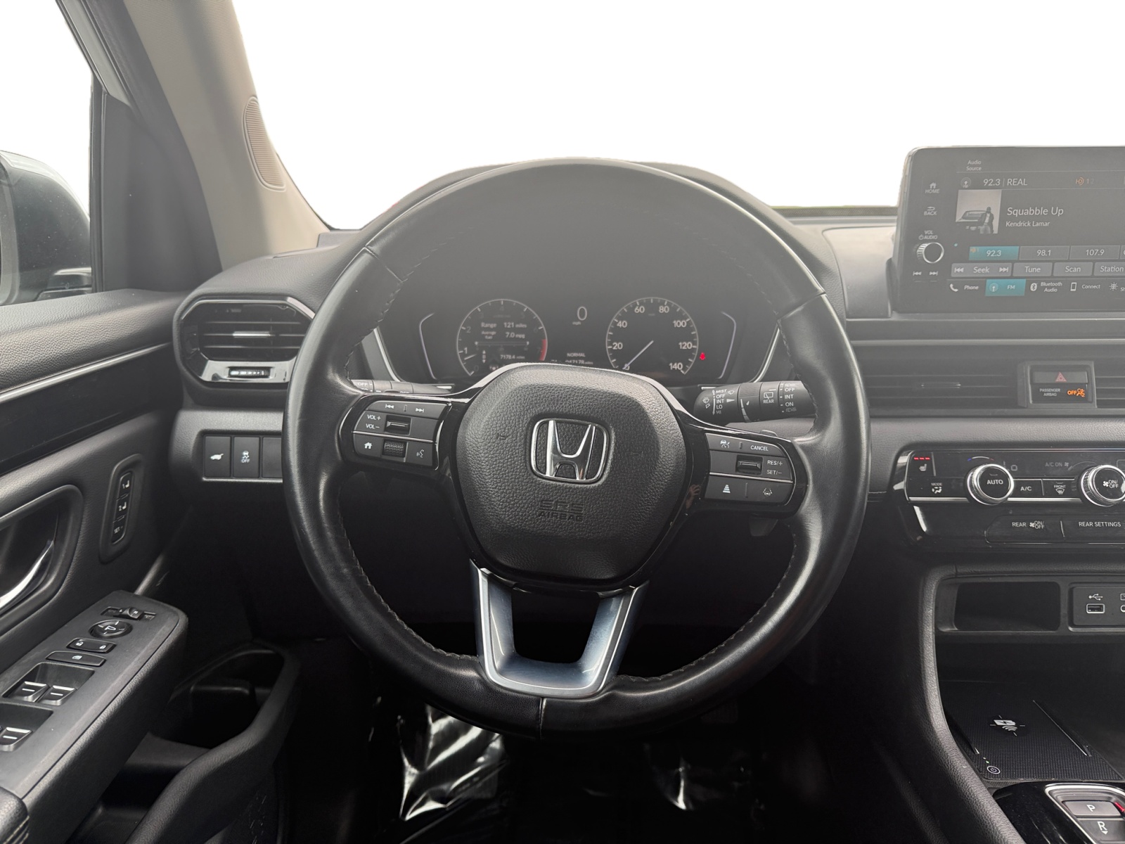 Sold 2023 Honda Pilot EX-L 8 Passenger in Montclair