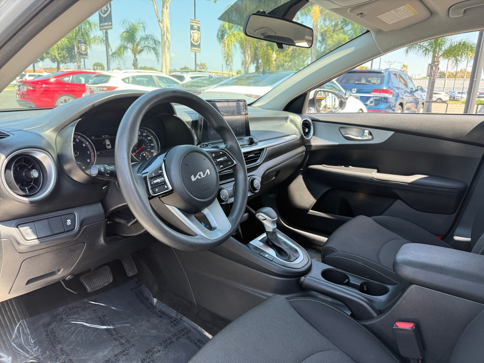 2023 Kia Forte LX photo 15