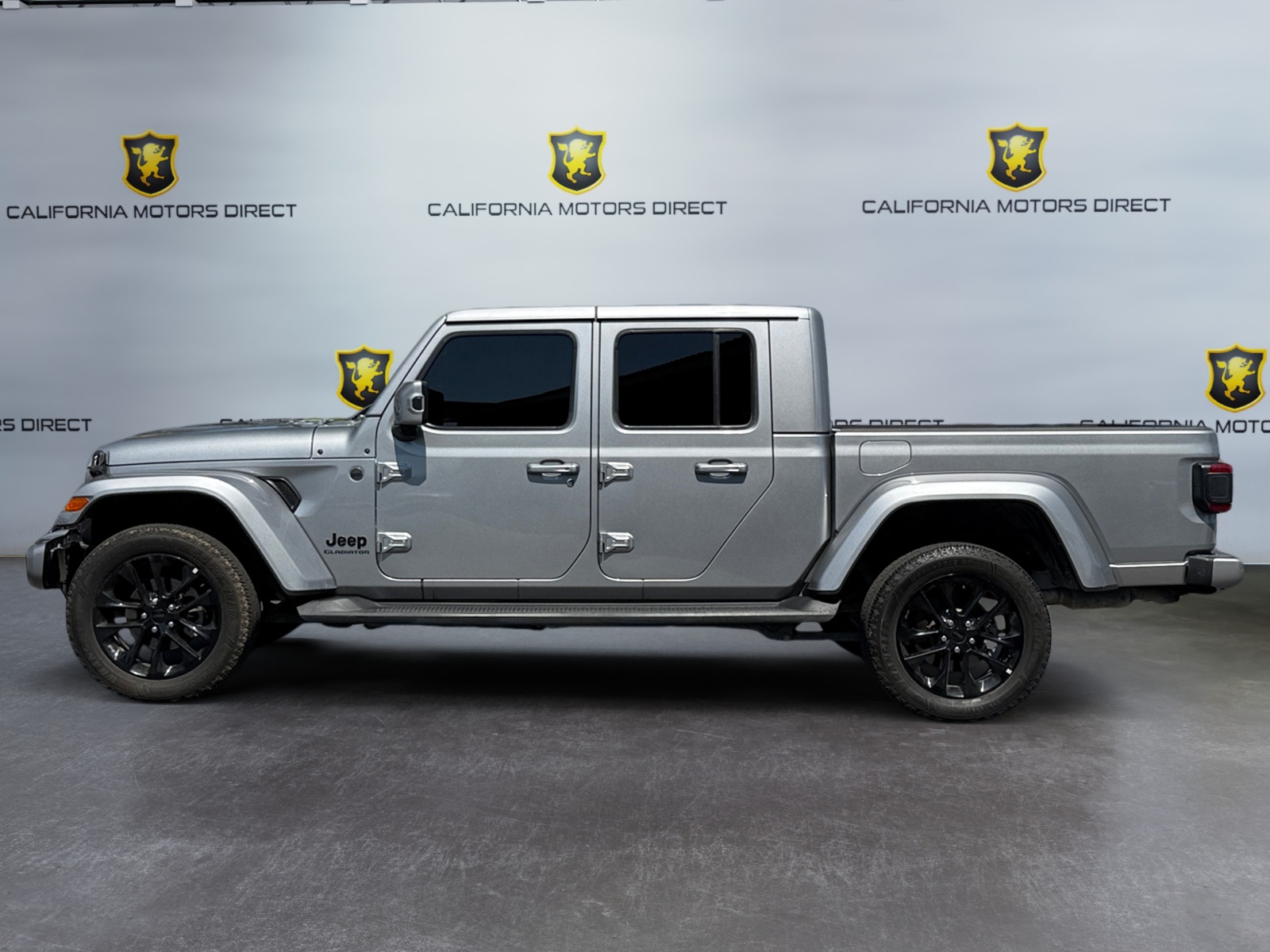 2021 Jeep Gladiator Overland photo 2
