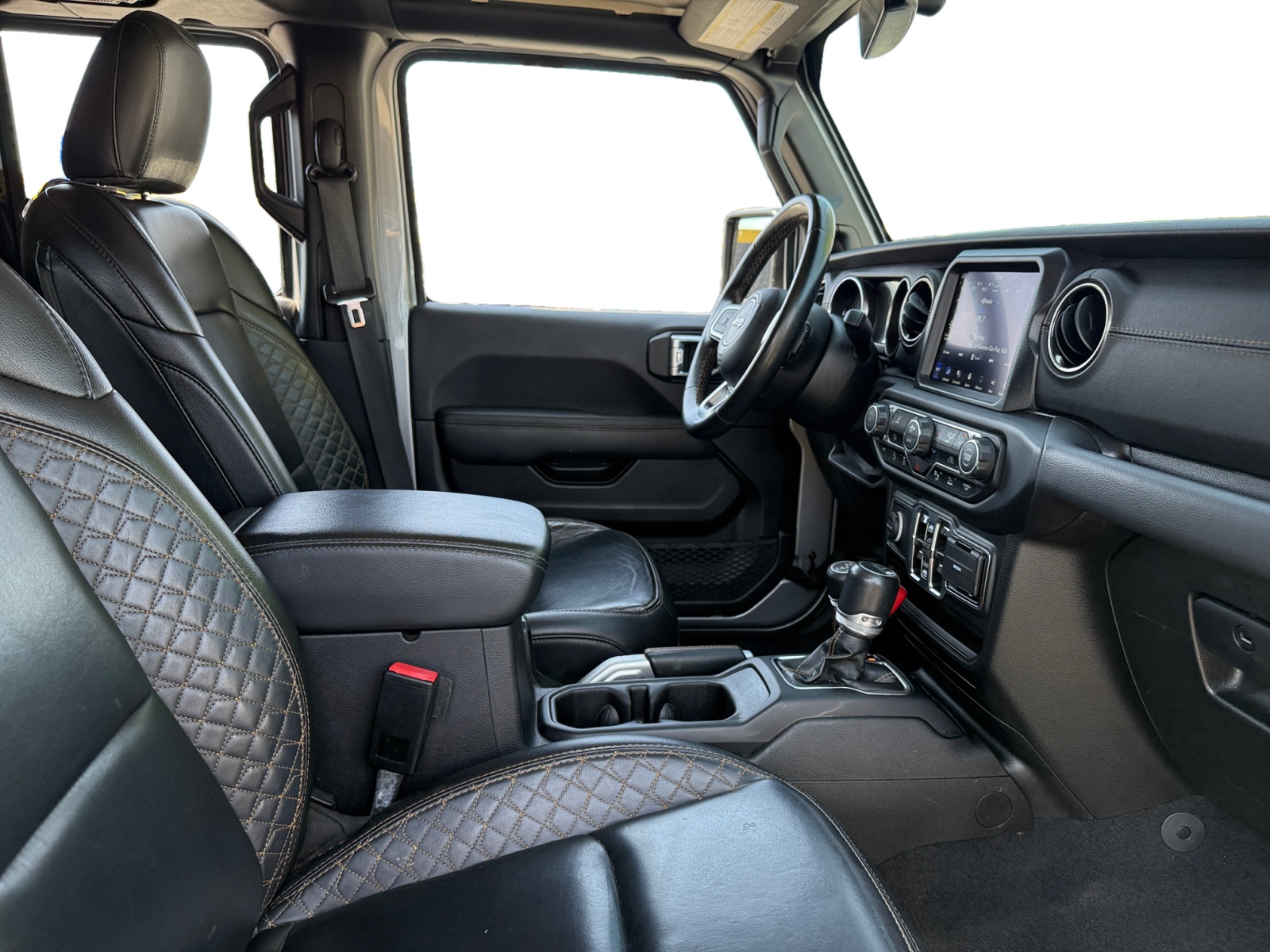 2021 Jeep Gladiator Overland photo 14
