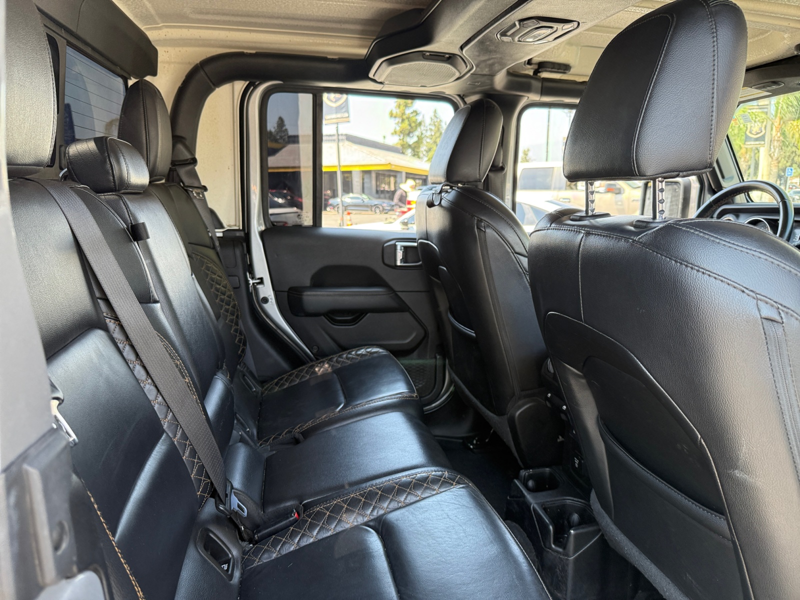 2021 Jeep Gladiator Overland photo 17