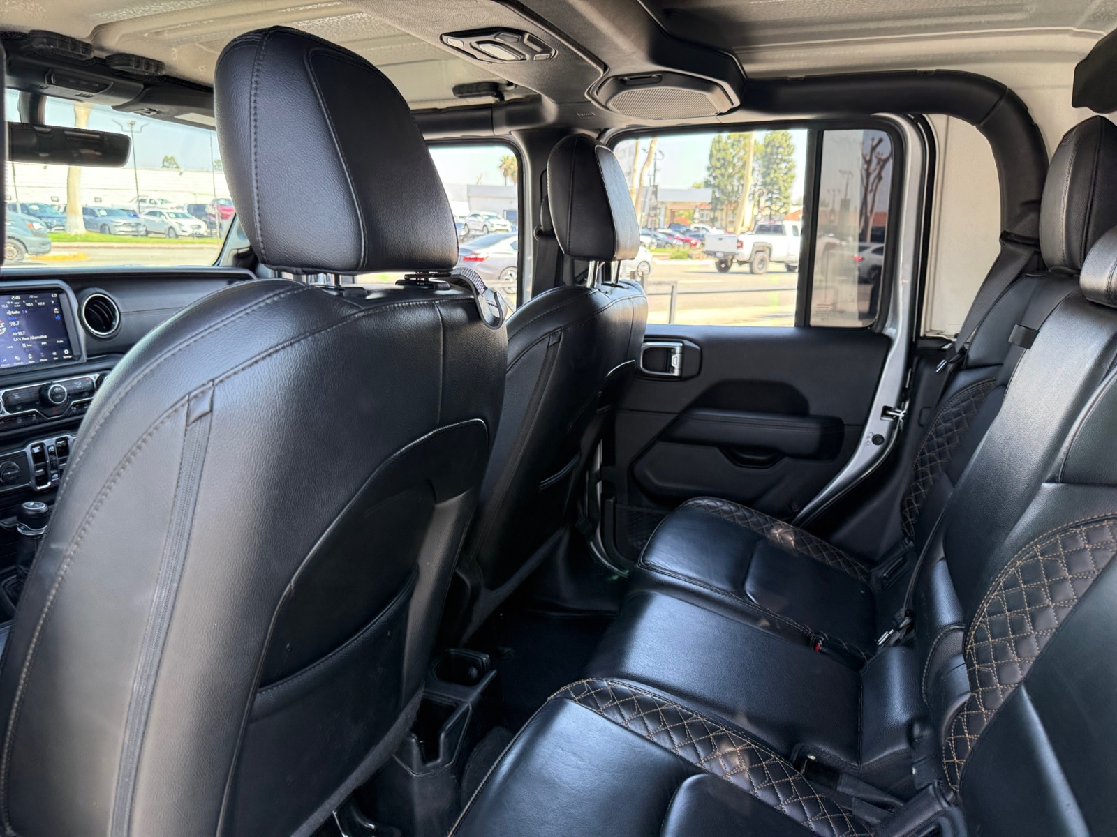 2021 Jeep Gladiator Overland photo 16