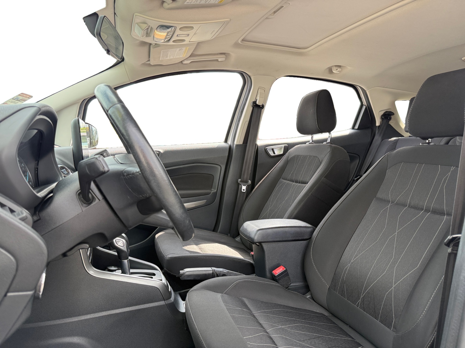2018 Ford EcoSport SE photo 9
