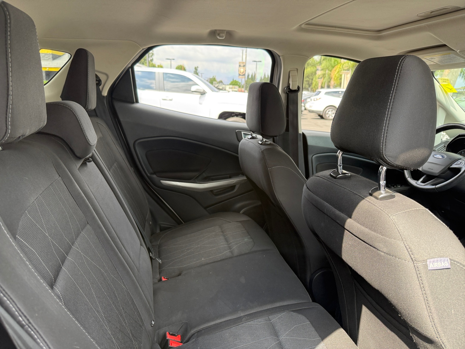 2018 Ford EcoSport SE photo 17