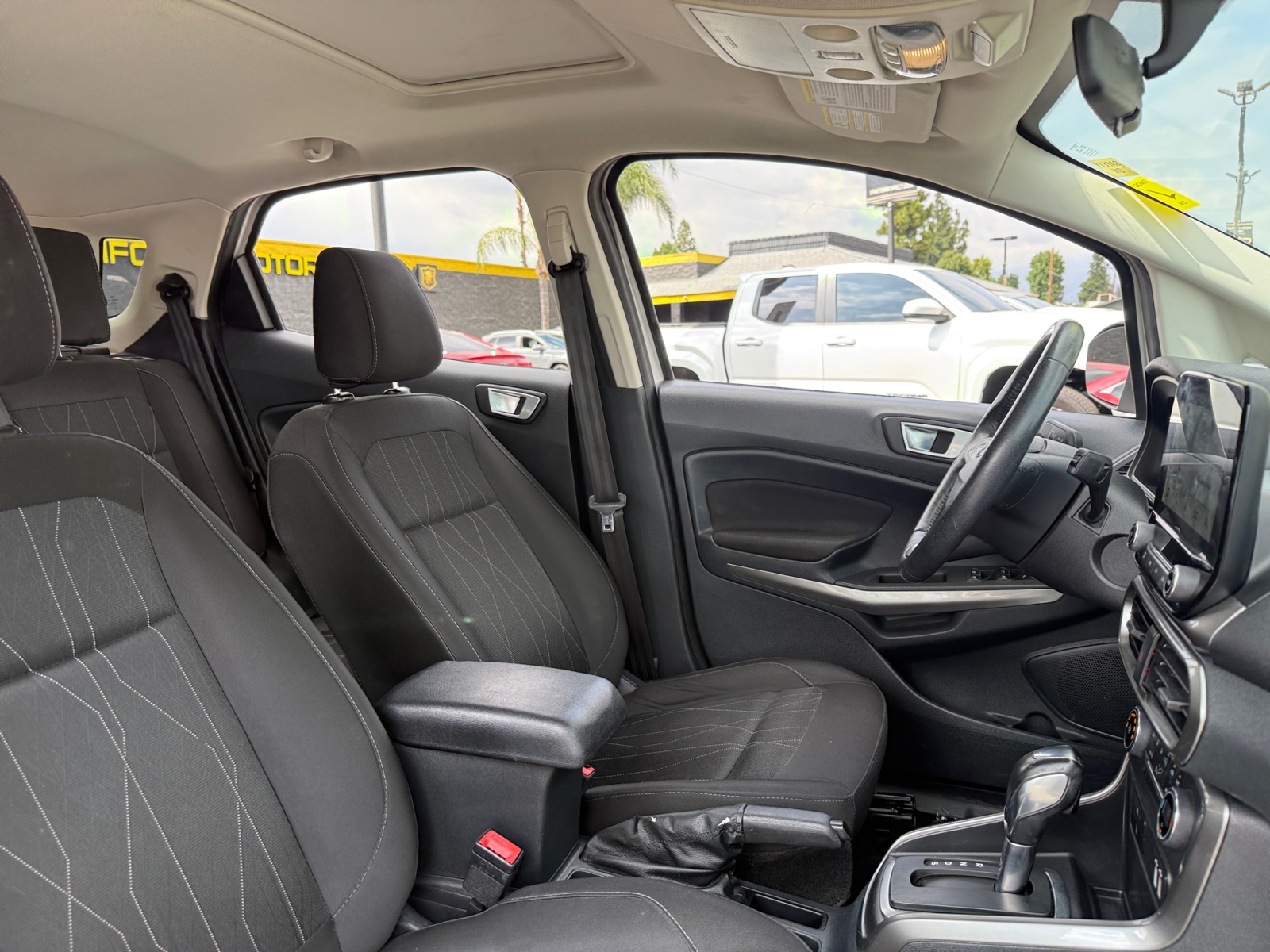 2018 Ford EcoSport SE photo 19