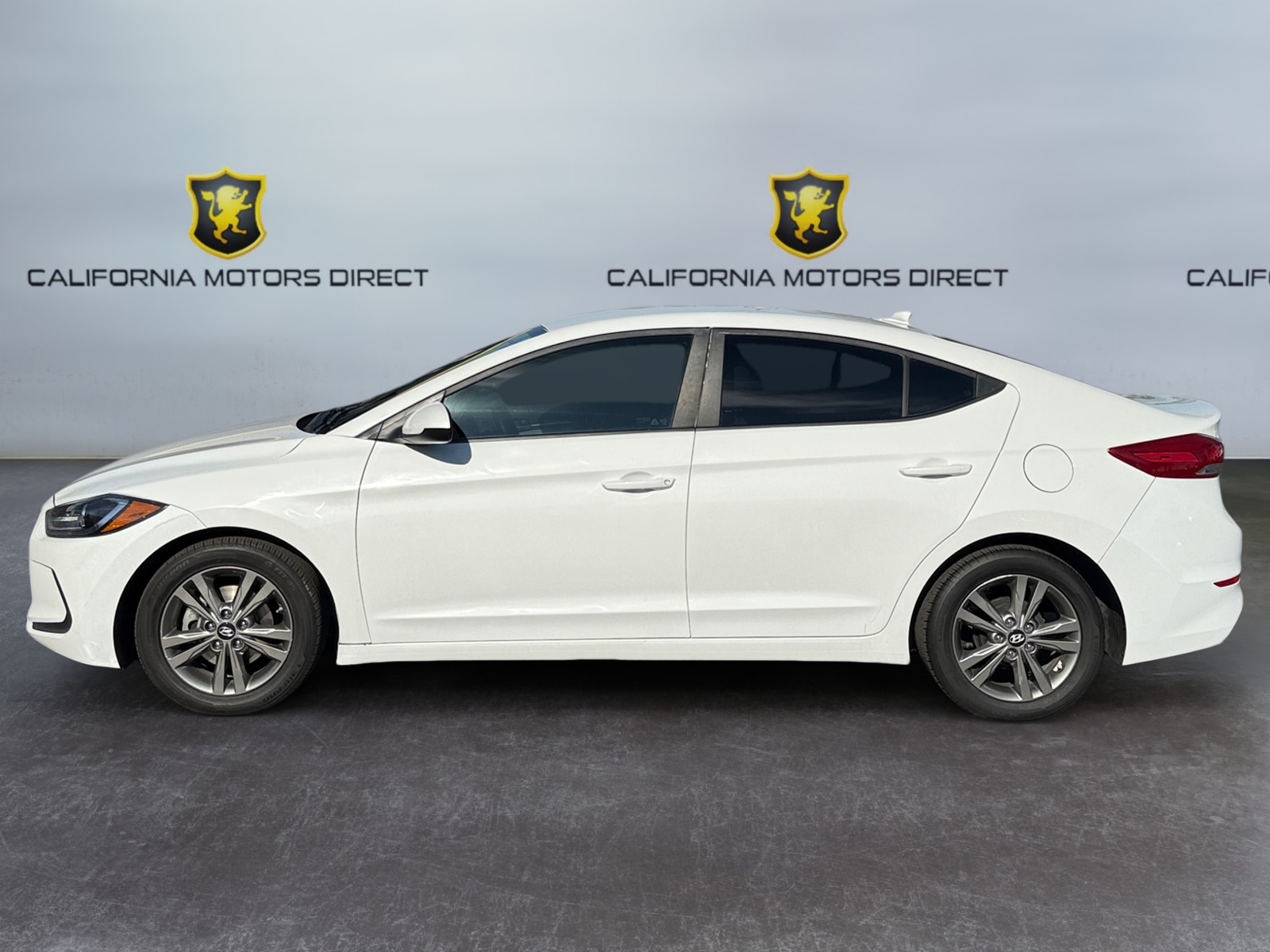 2017 Hyundai Elantra SE photo 3