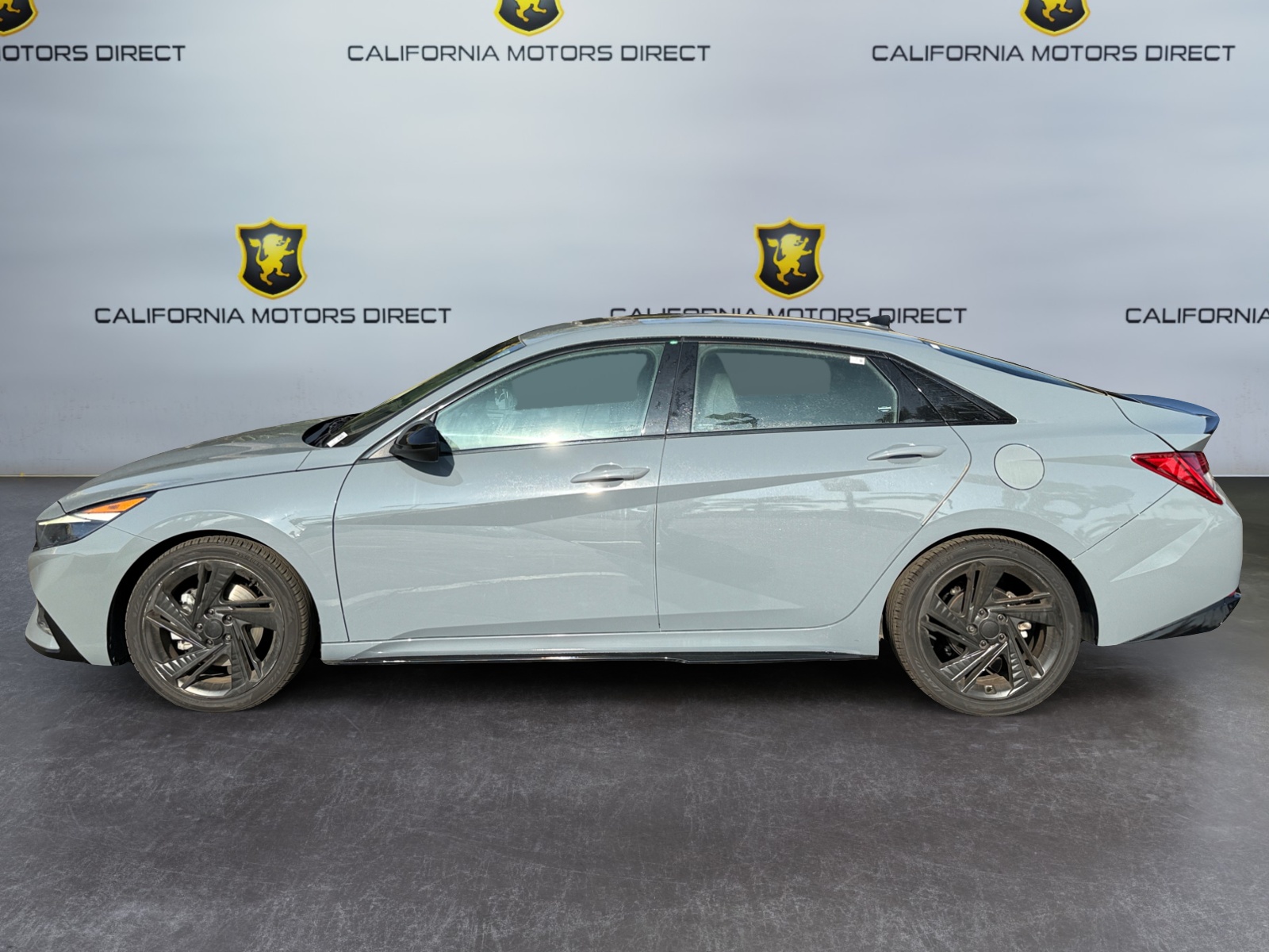 2023 Hyundai Elantra N Line photo 3