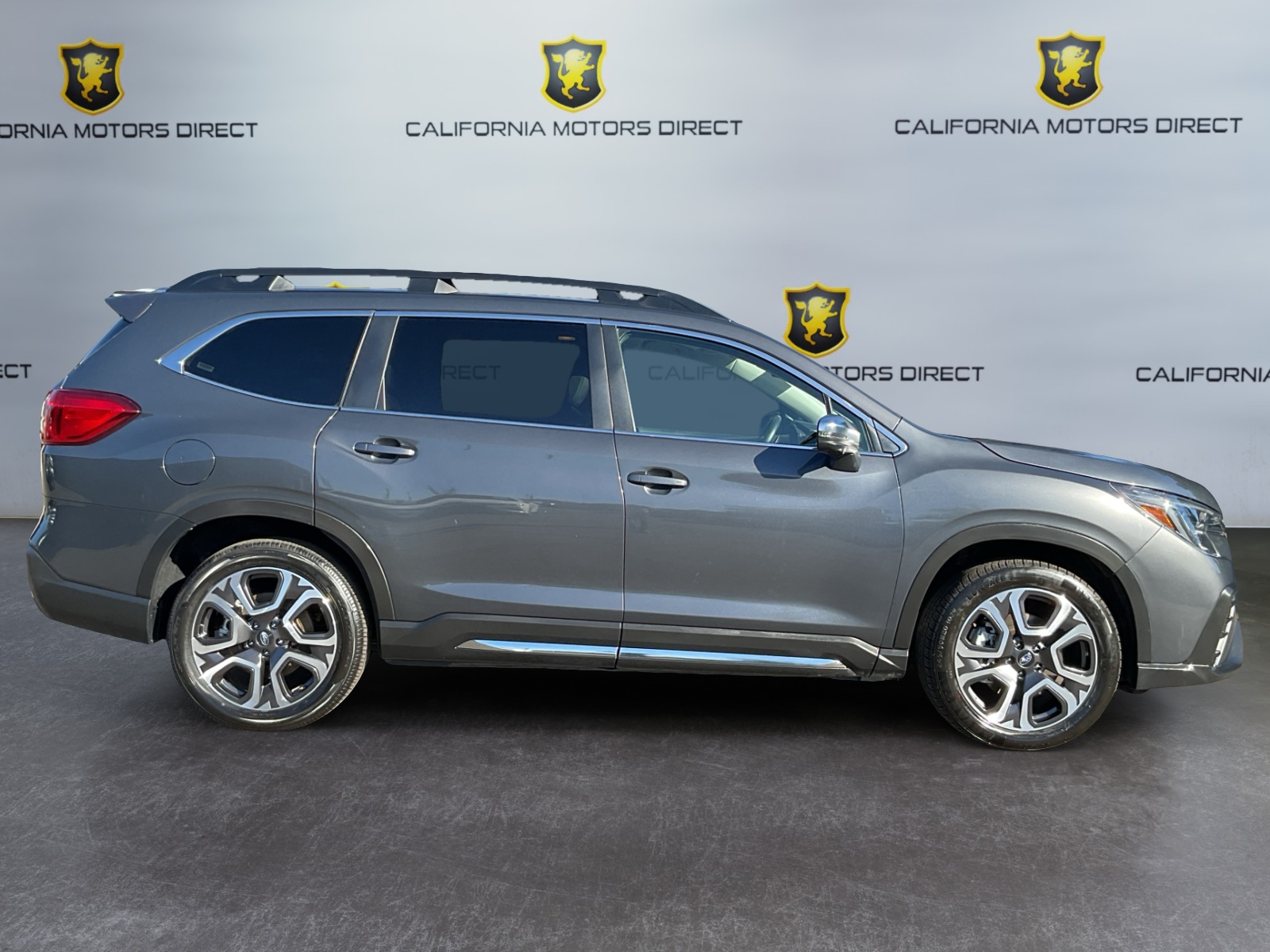 2023 Subaru Ascent Limited photo 4