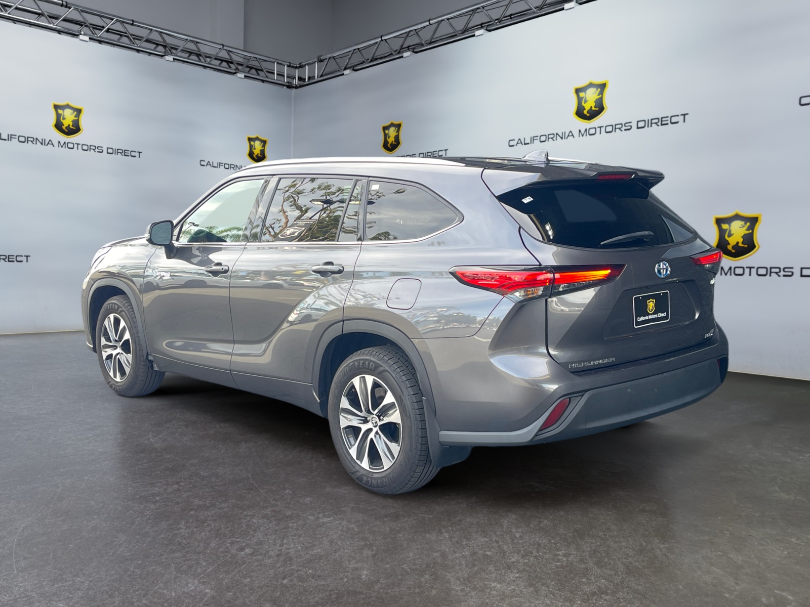 Sold 2021 Toyota Highlander Hybrid XLE in Montclair