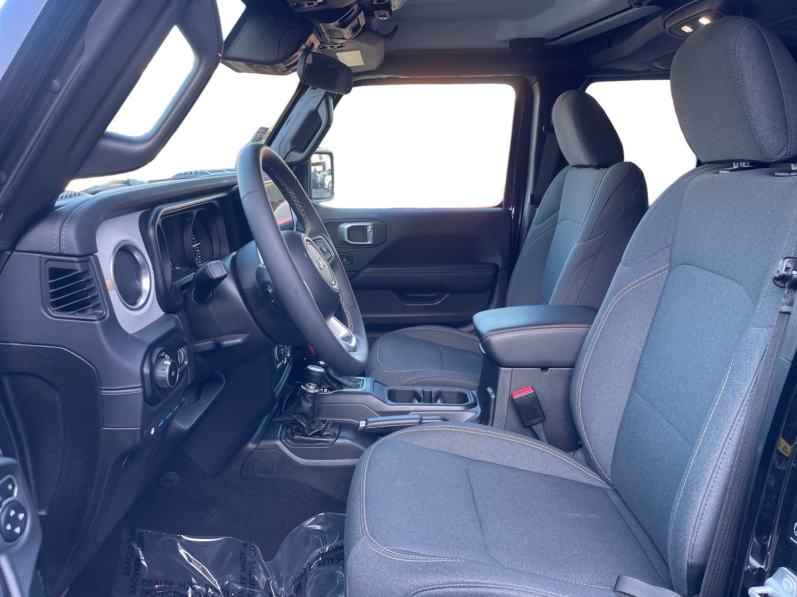 2025 Jeep Wrangler 4xe Sahara 4XE - Photo 9