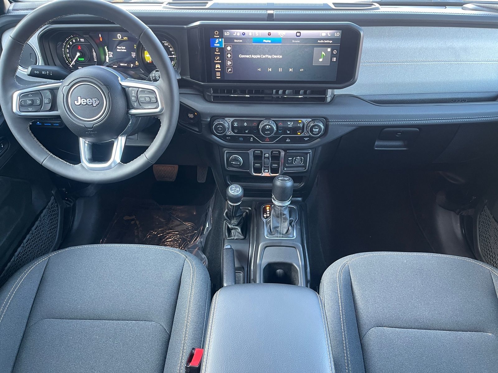 2025 Jeep Wrangler 4xe Sahara 4XE - Photo 10