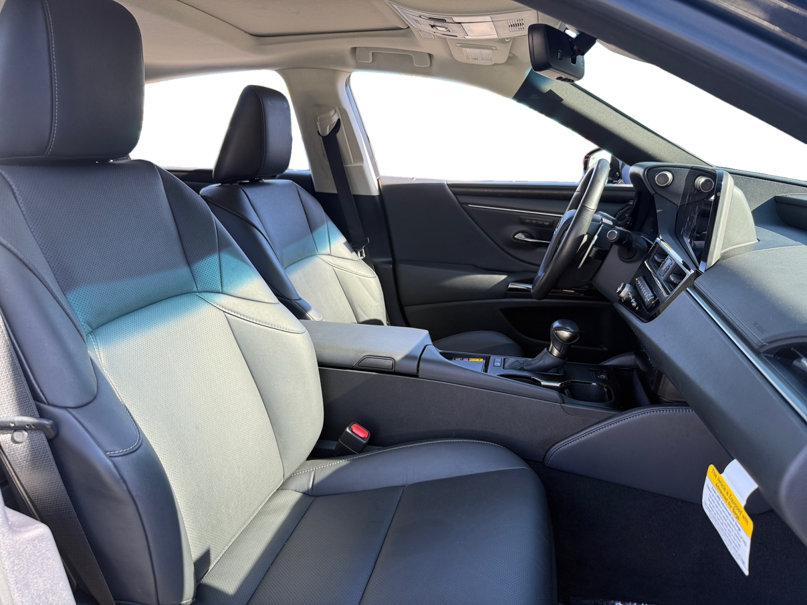 Sold 2024 Lexus ES 300h in Montclair