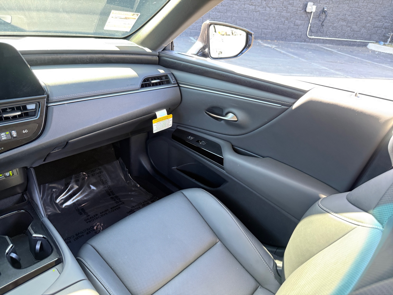 Sold 2024 Lexus ES 300h in Montclair