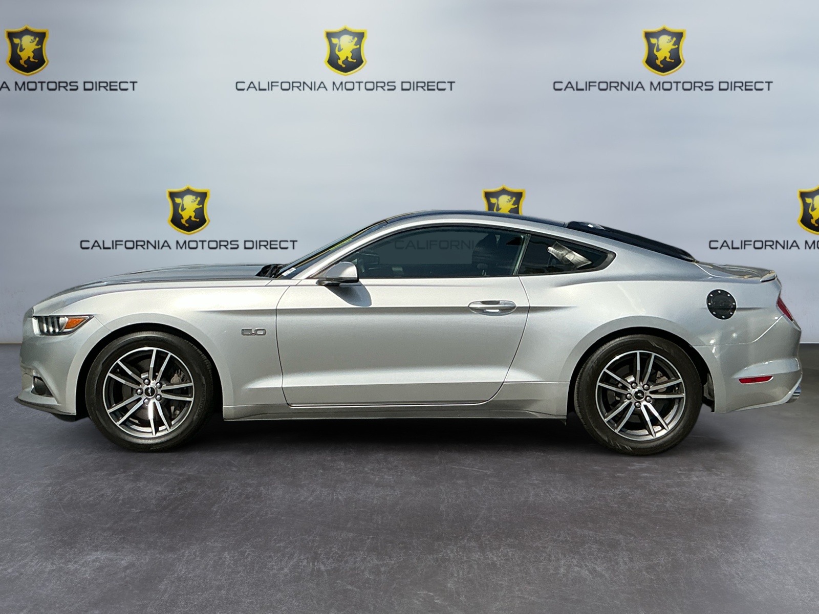 2016 Ford Mustang GT - Photo 2