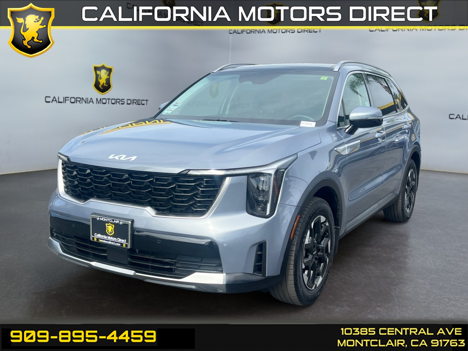 2025 Kia Sorento S AT's photo