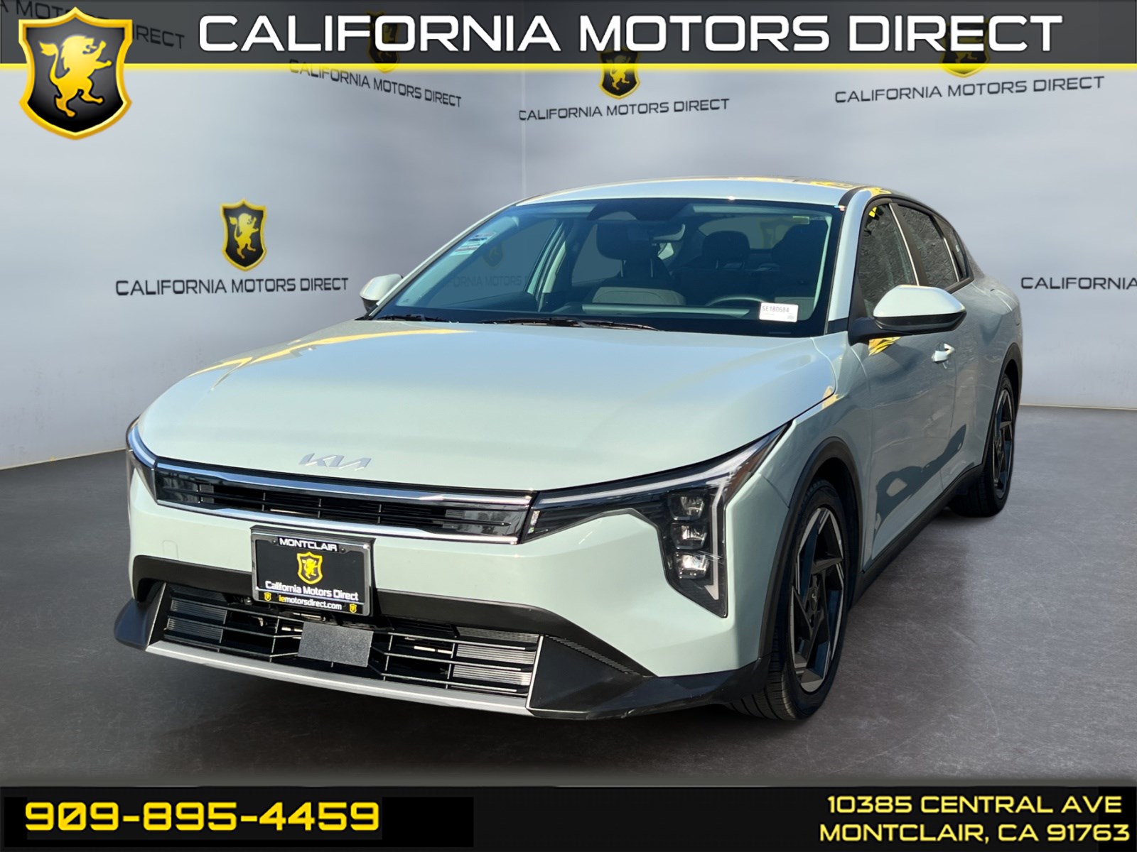 2025 Kia K4 EX AT's photo