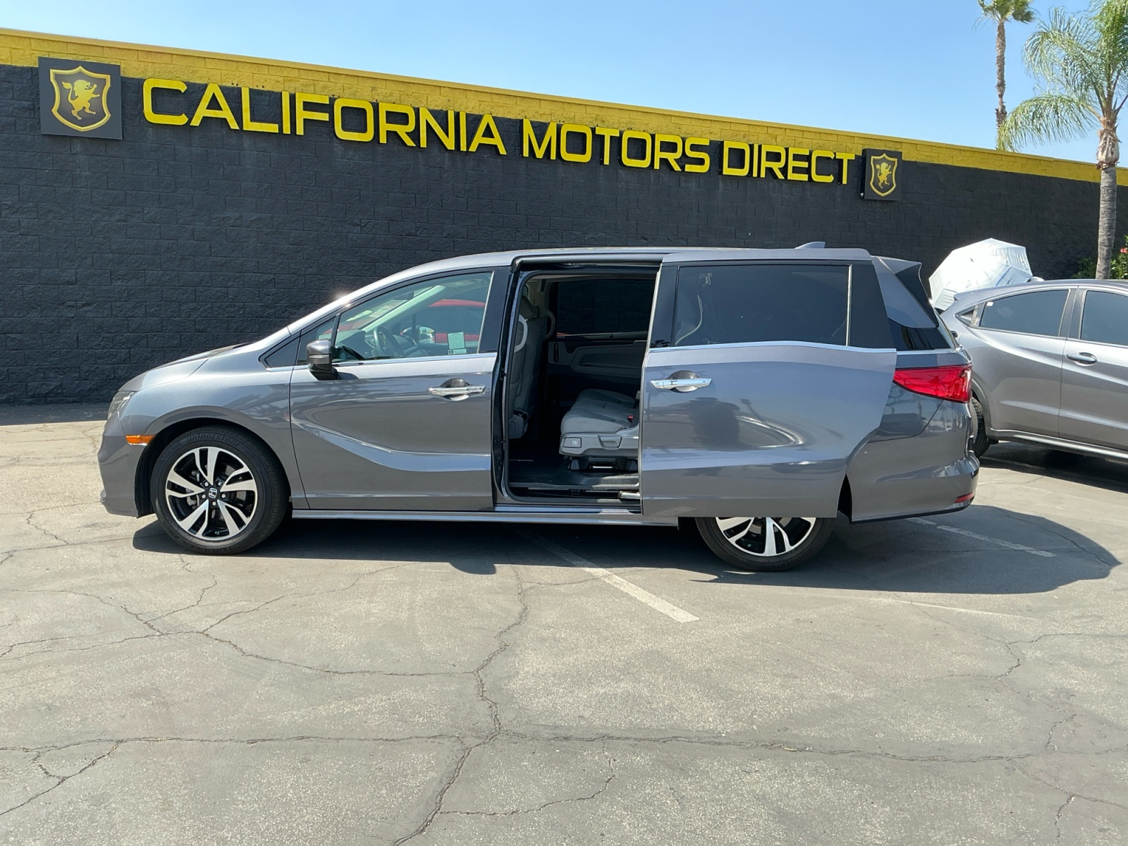 Sold 2018 Honda Odyssey Elite in Montclair