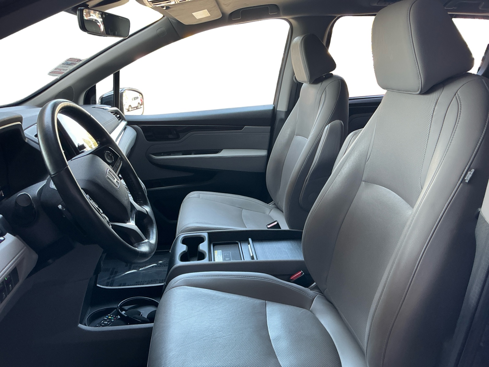 Sold 2018 Honda Odyssey Elite in Montclair