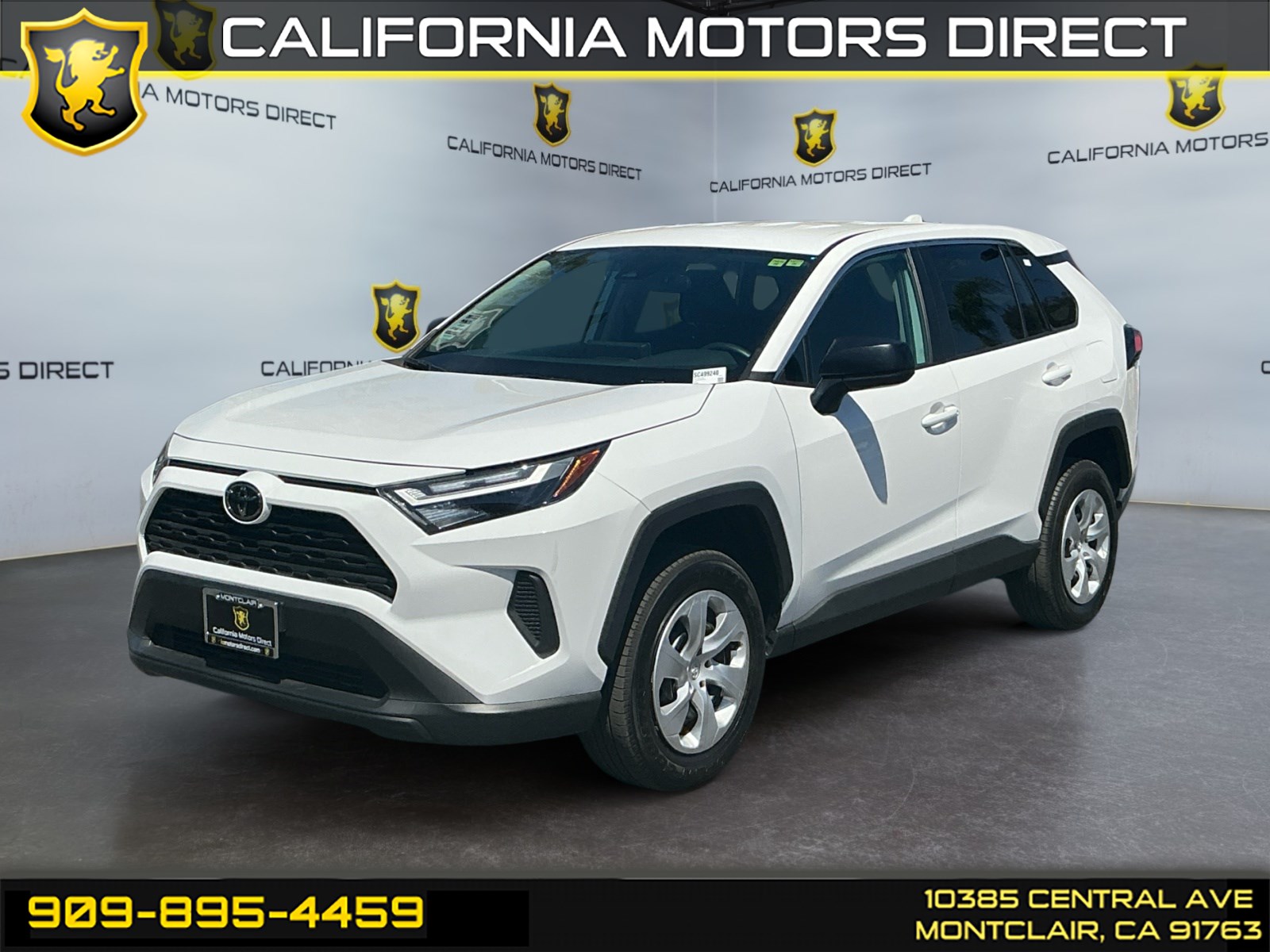 2025 Toyota RAV4 LE AWD's photo