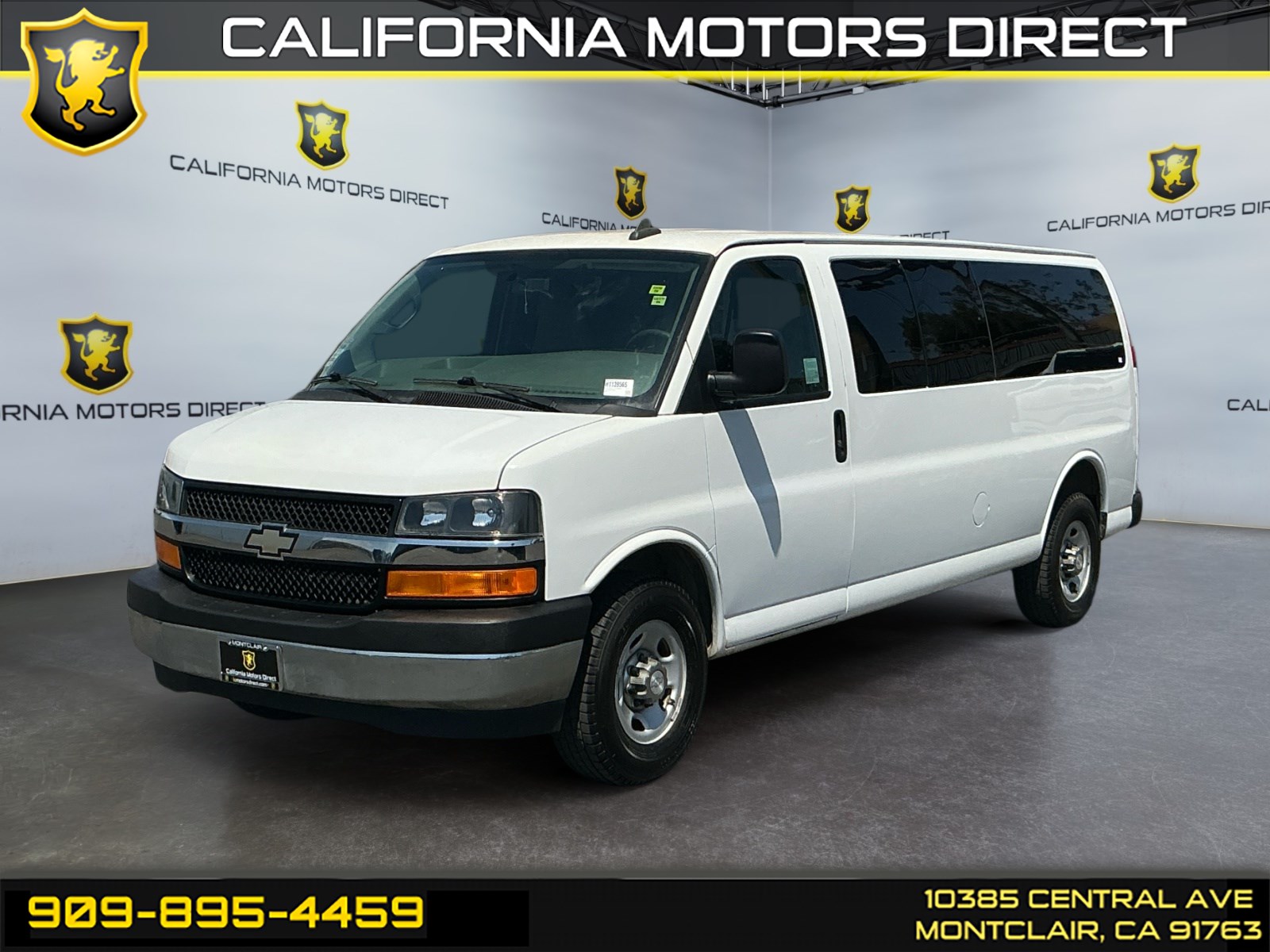 2017 Chevrolet Express Passenger LT