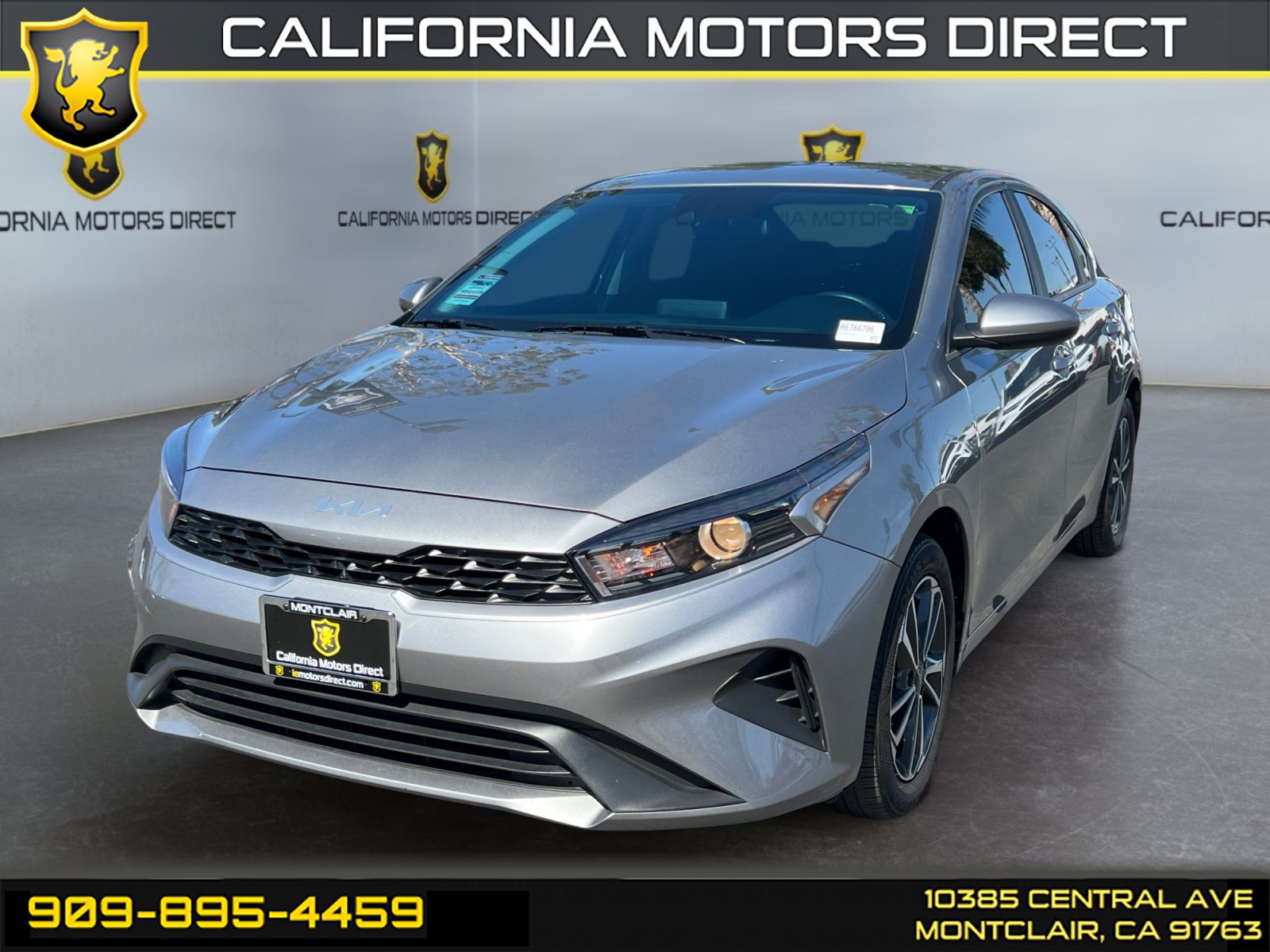 2024 Kia Forte LXS AT's photo
