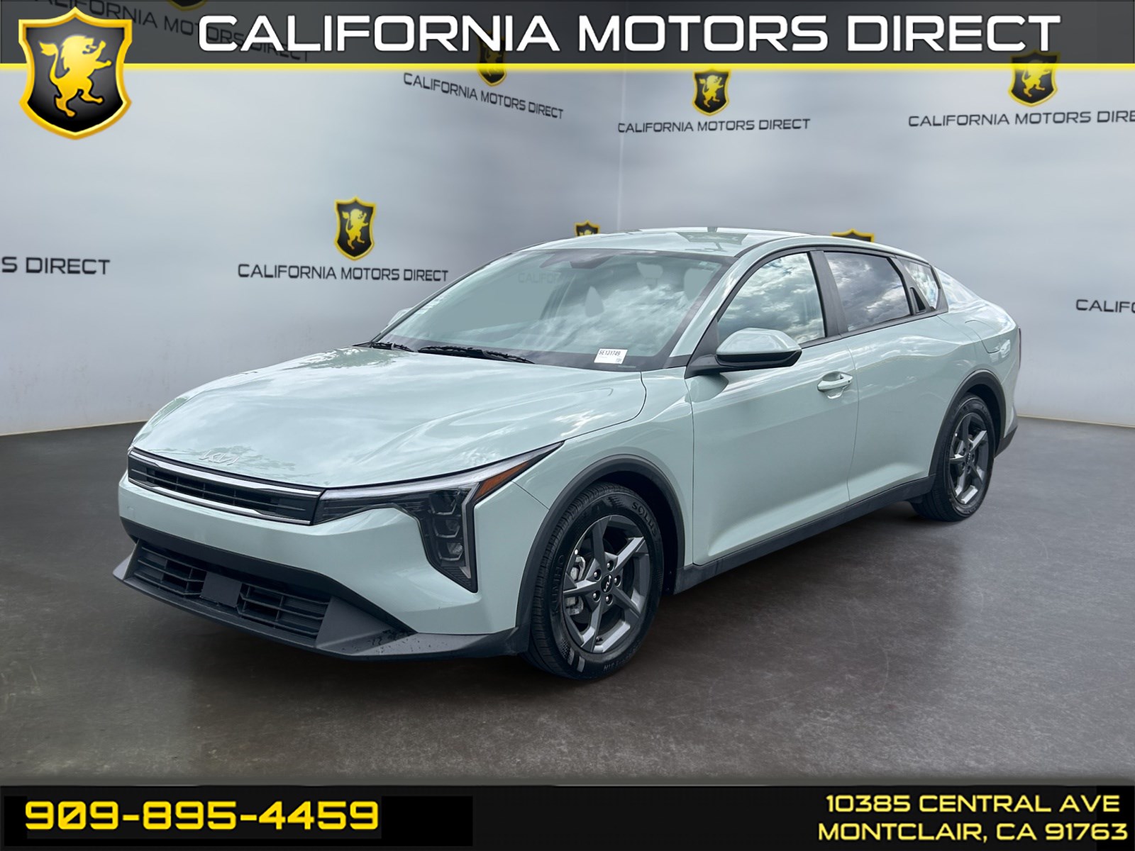 2025 Kia K4 LXS AT's photo