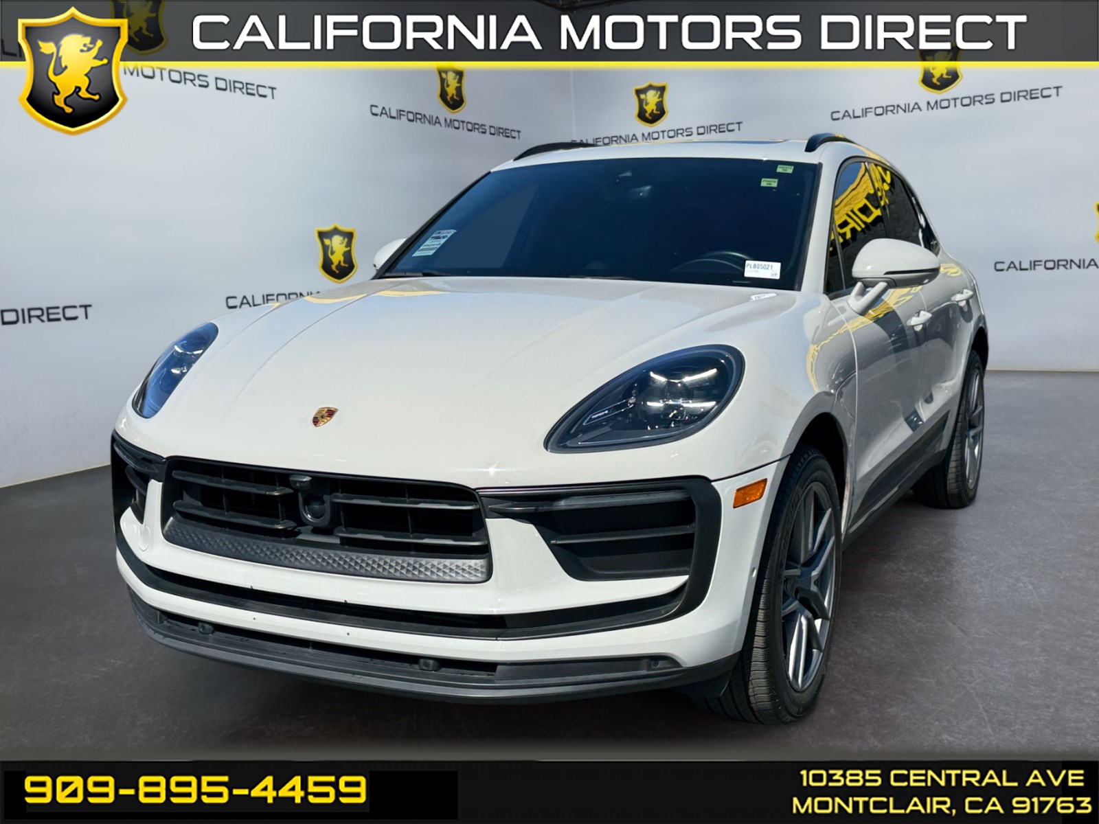 2023 Porsche Macan -'s photo