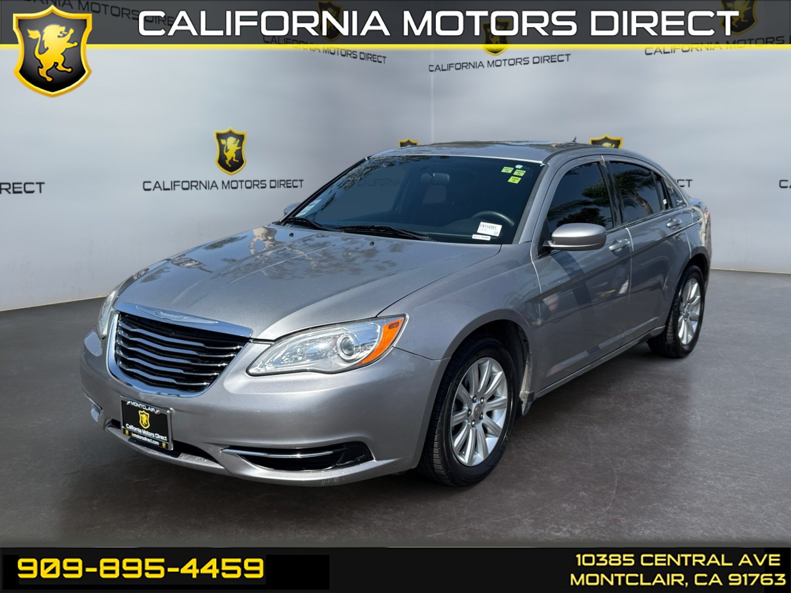 2014 Chrysler 200 Touring's photo