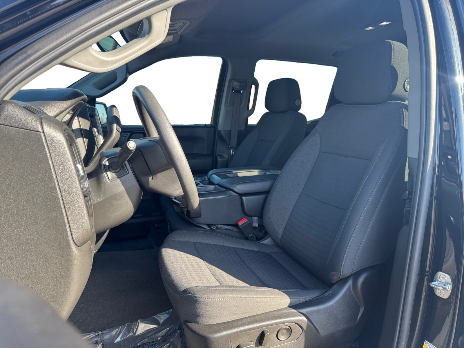 Chevrolet Silverado photo 9