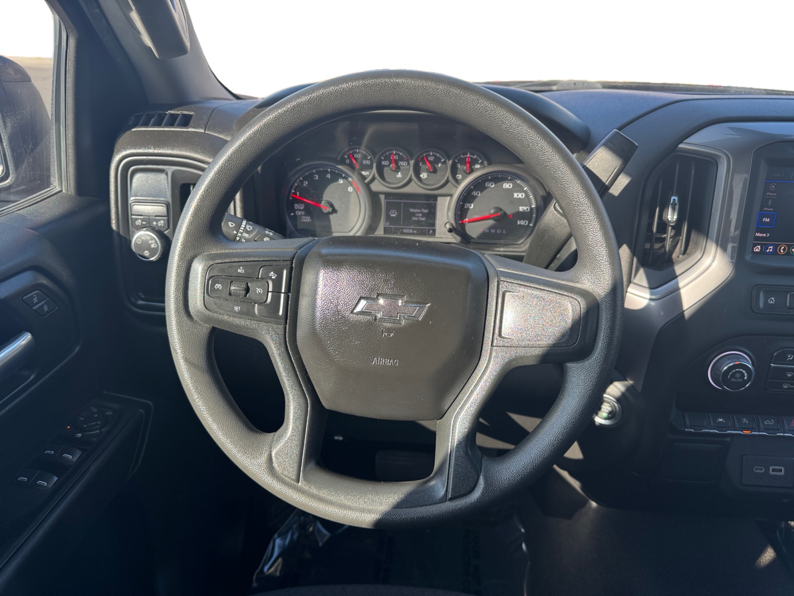 Chevrolet Silverado photo 12