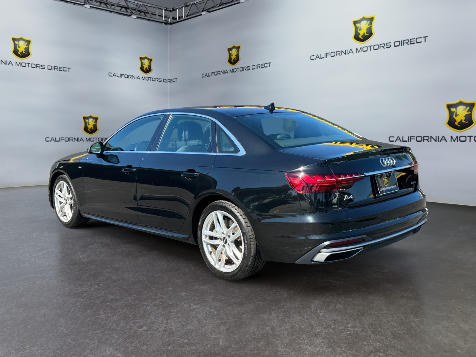 Audi A4 photo 3