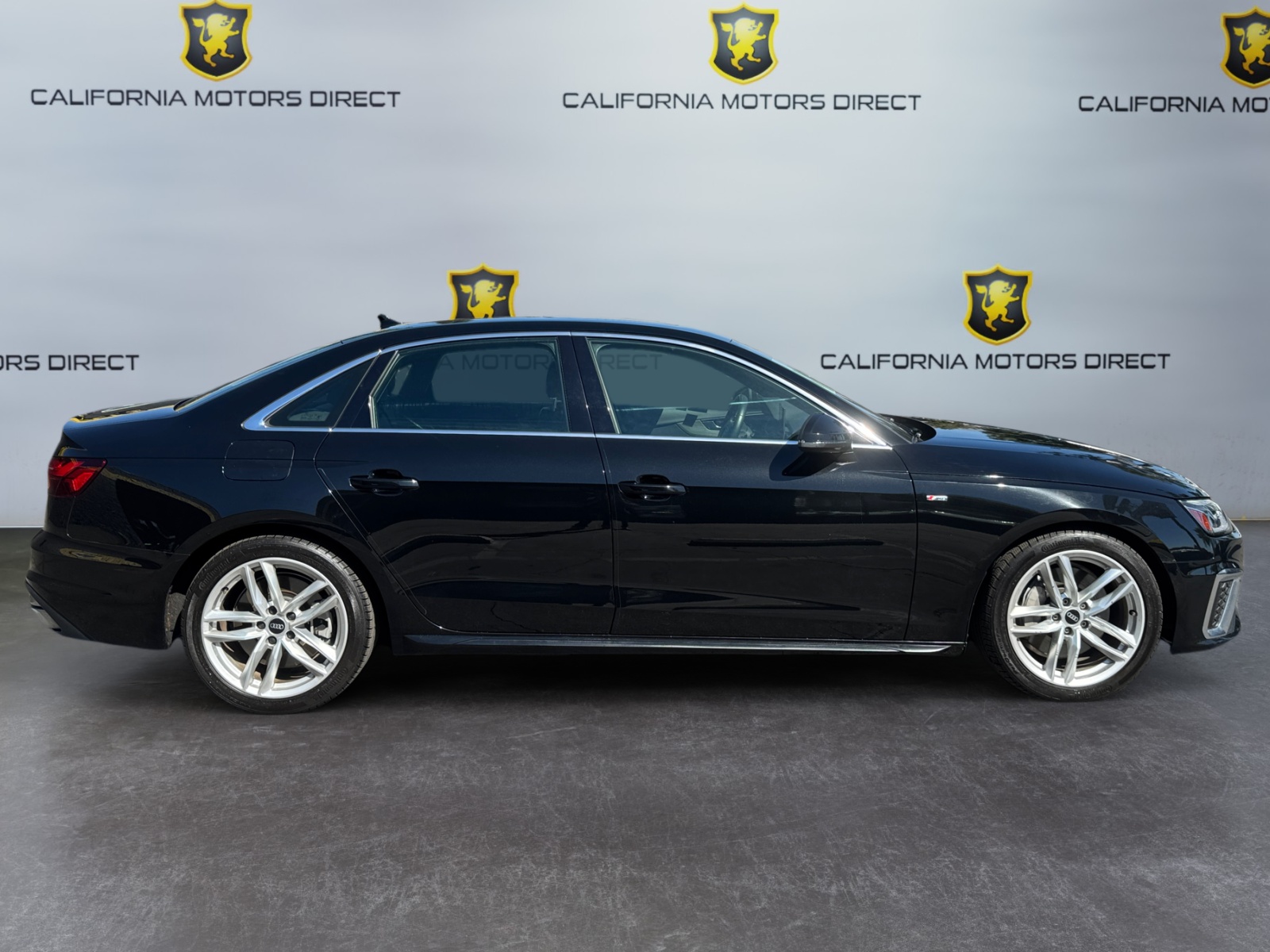 Audi A4 photo 6