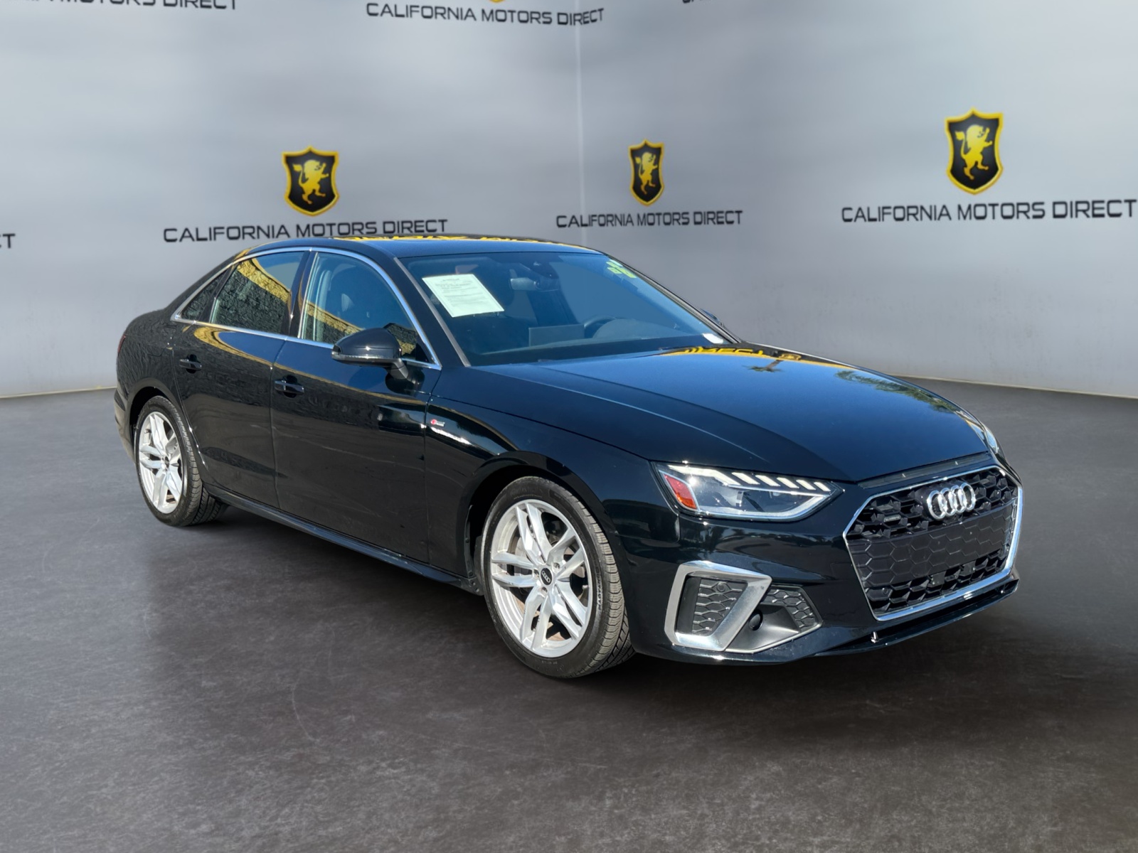 Audi A4 photo 7
