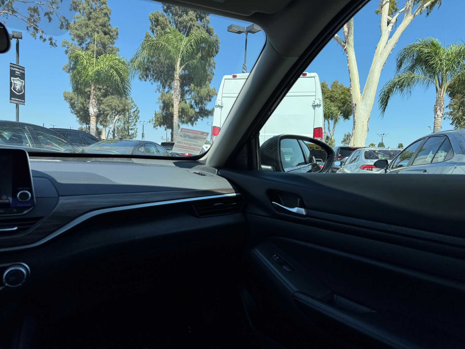 2025 Nissan Altima SV - Photo 16