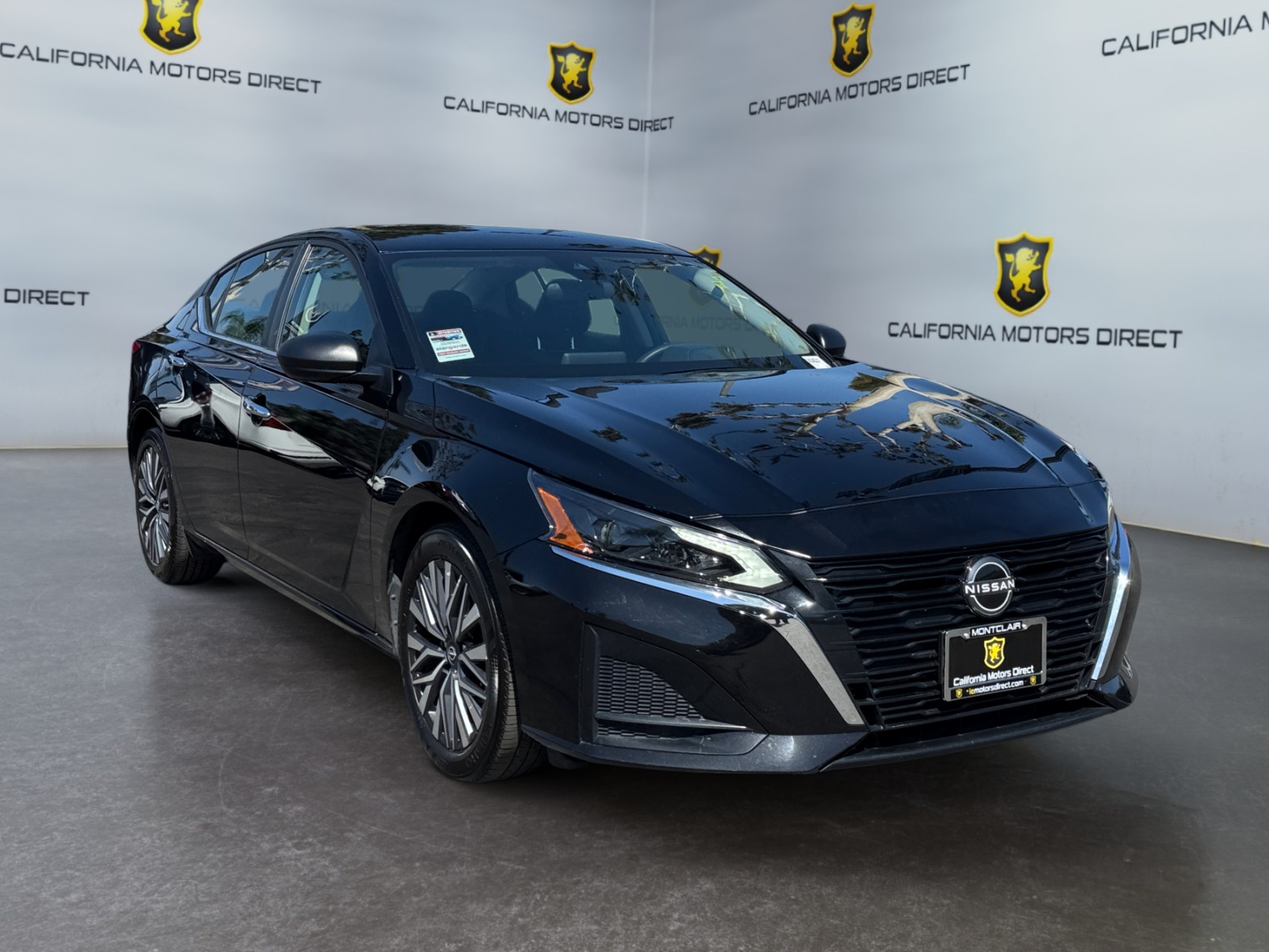 2025 Nissan Altima SV - Photo 7