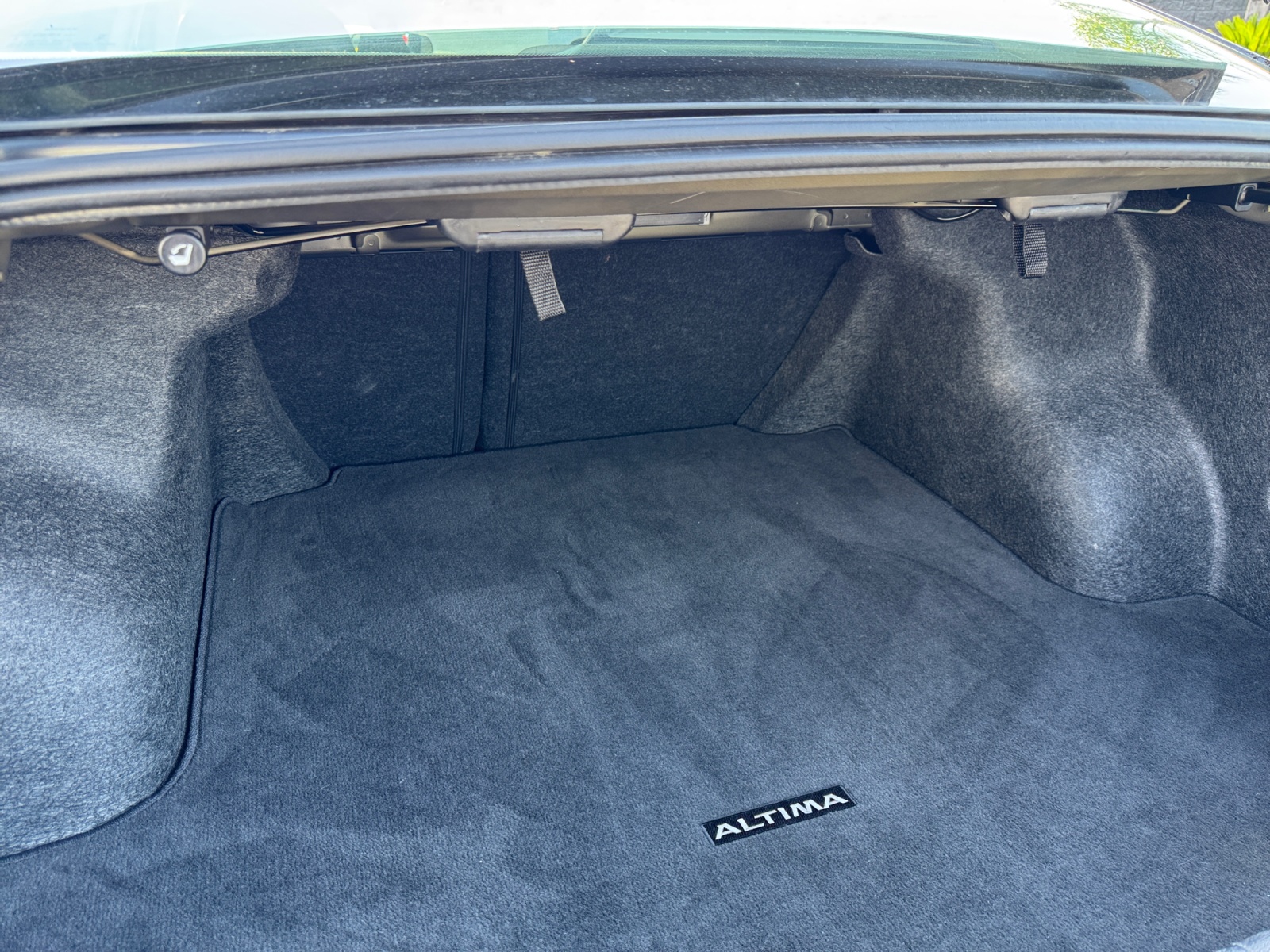 2025 Nissan Altima SV - Photo 23